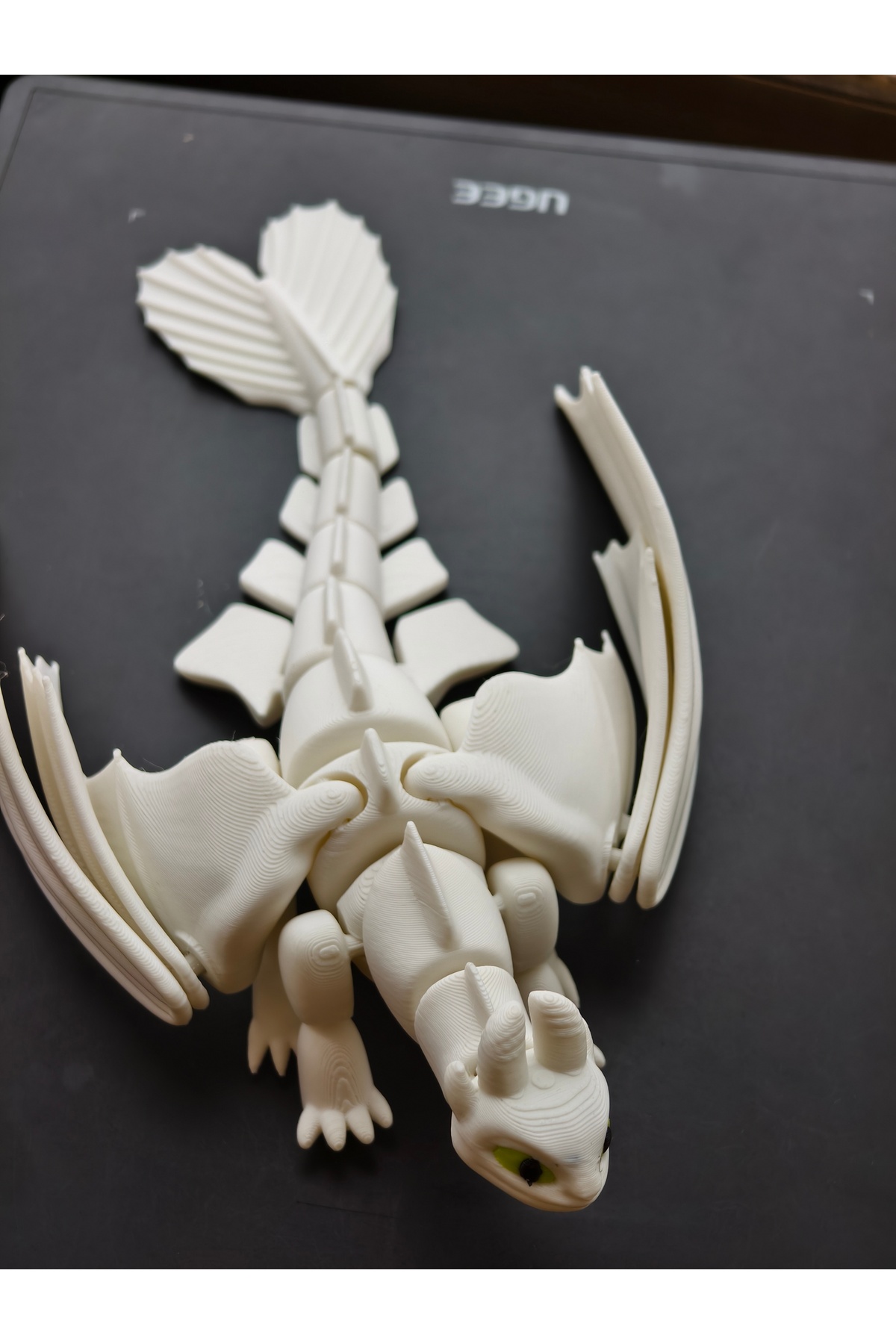 Light Fury – Toothless’ın Eşi Mini Heykel