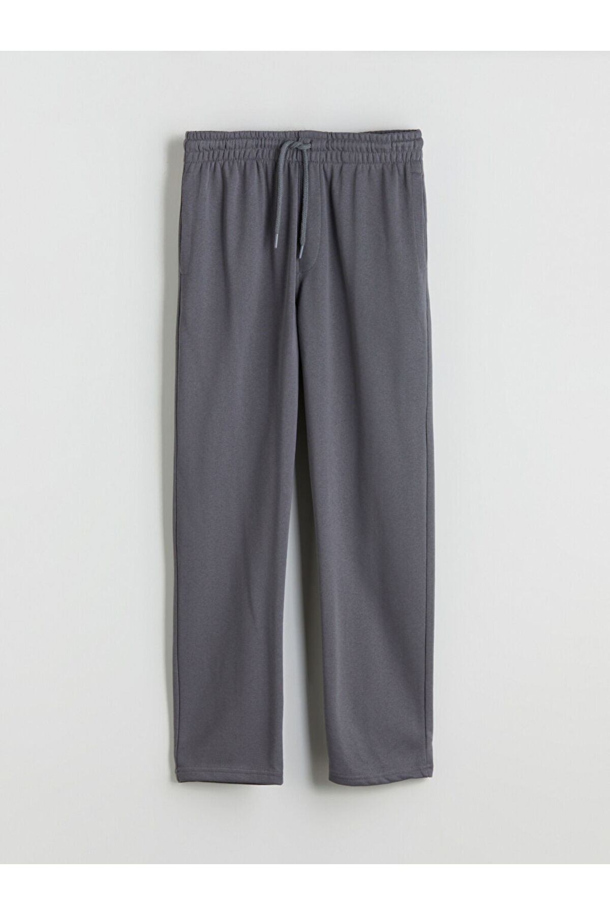 LC Waikiki-Create Your Style from Uzg Store |   Standard Fit Men's Sweatpants 5