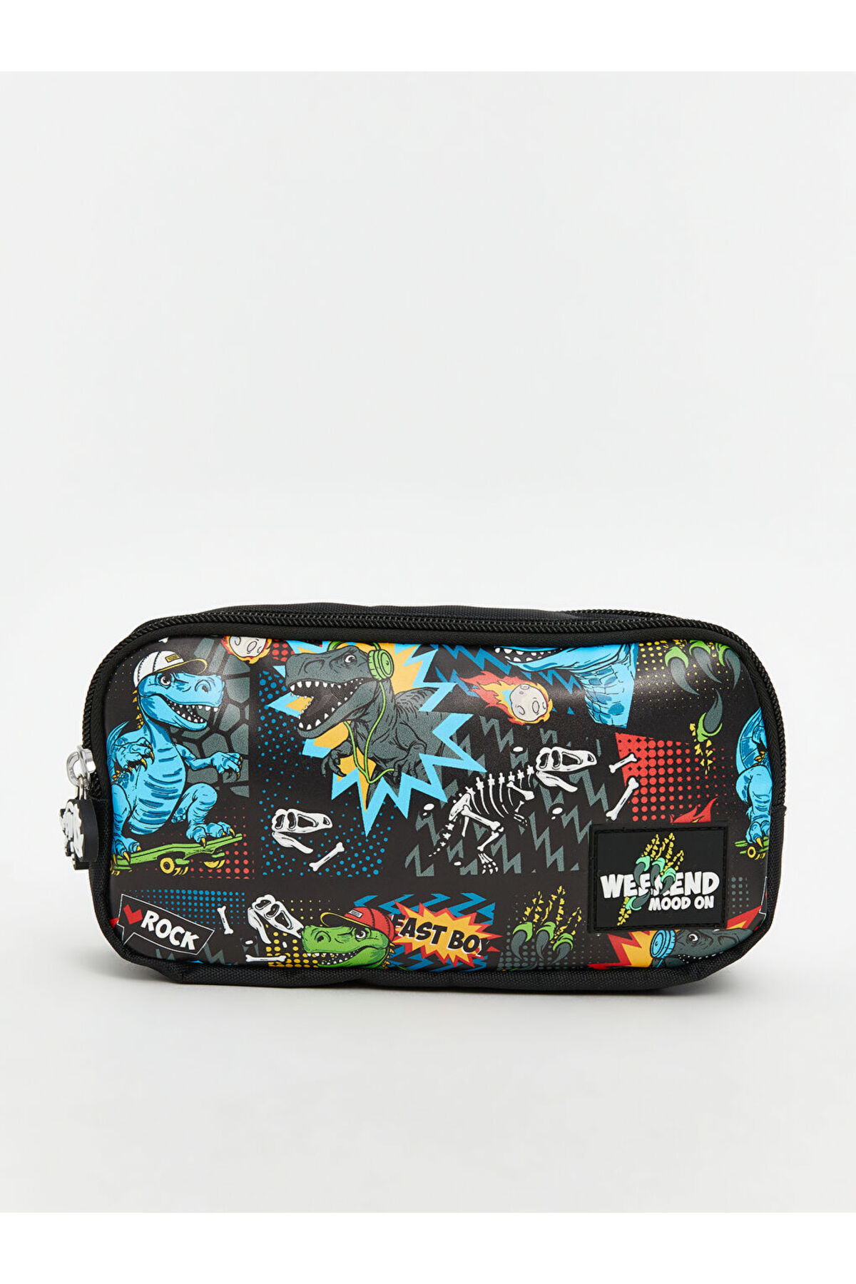LC Waikiki-Sparkling Selections from Shining Store |   Zippered Boy's Pencil Case 1