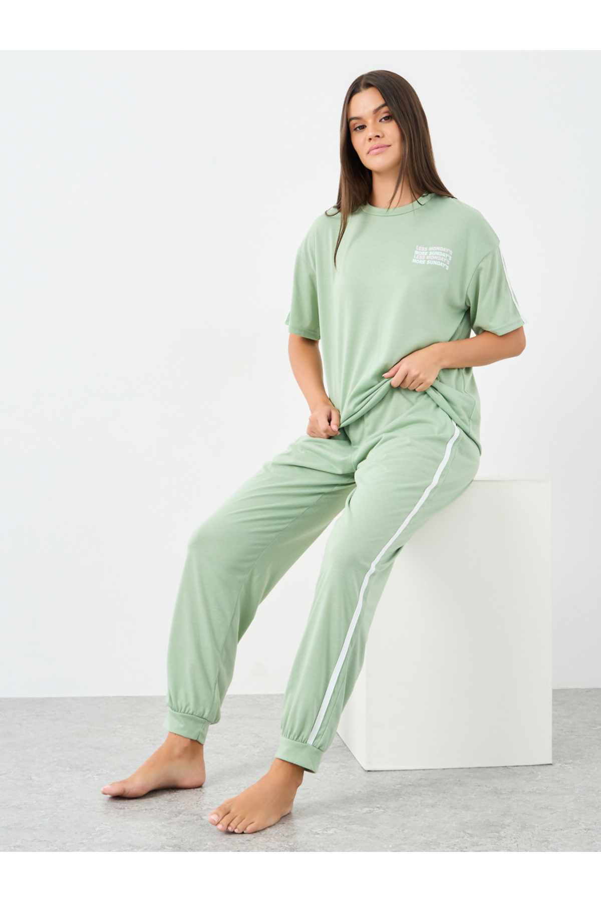 Styli Slogan Drop Shoulder Stripe Sleeve T-Shirt and Joggers Set