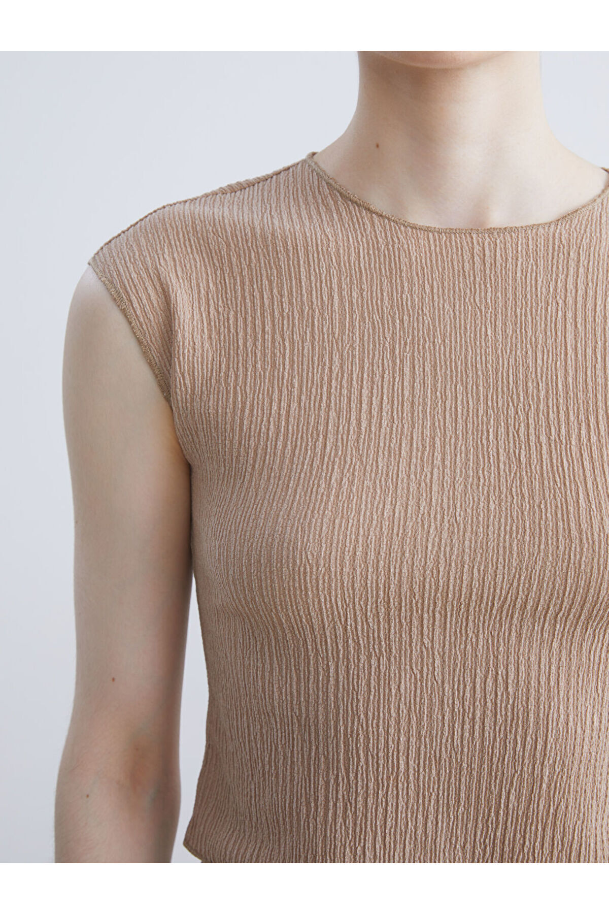 LC Waikiki-Sparkling Selections from Shining Store |   Crew Neck Textured Blouse 4