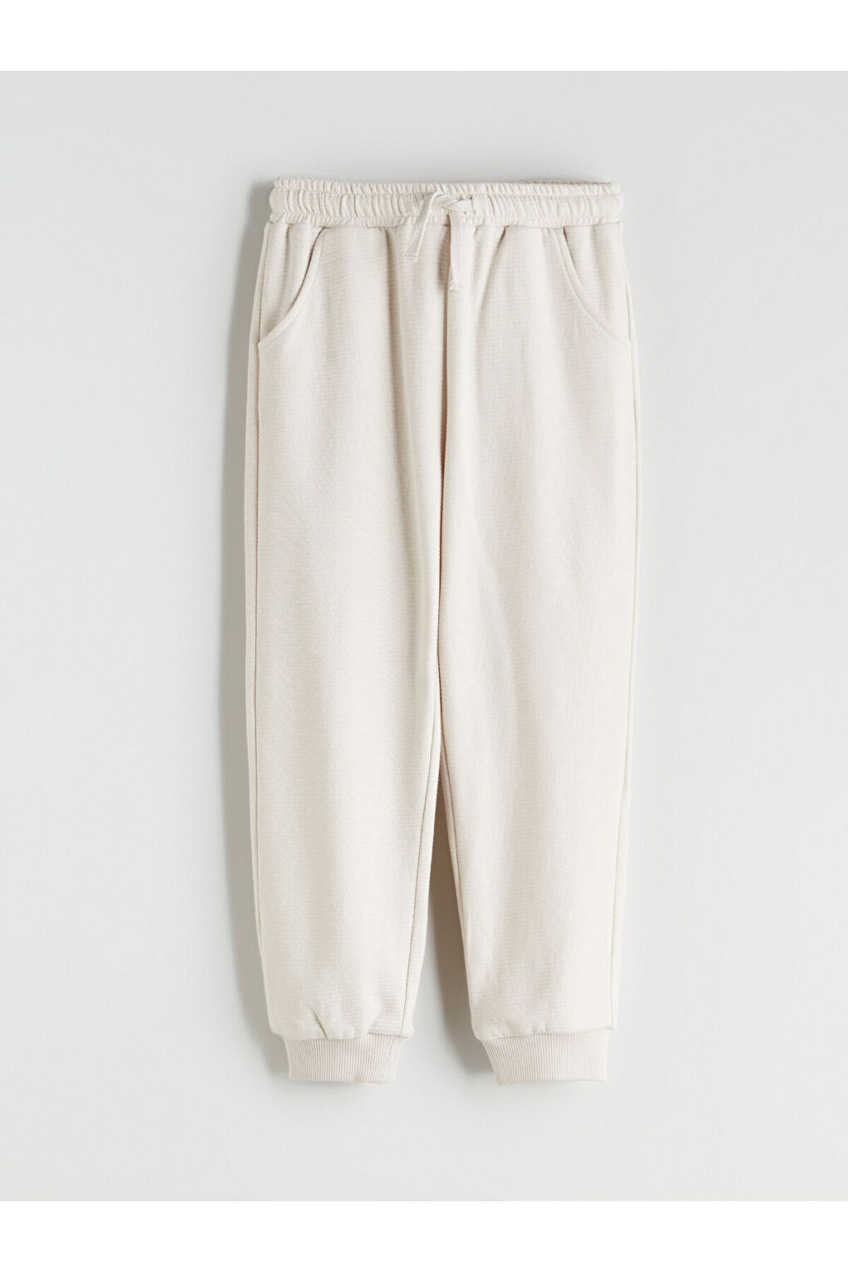 LC Waikiki-Create Your Style from Uzg Store |   Printed Boys' Sweatshirt and Sweatpants Set of 2 5
