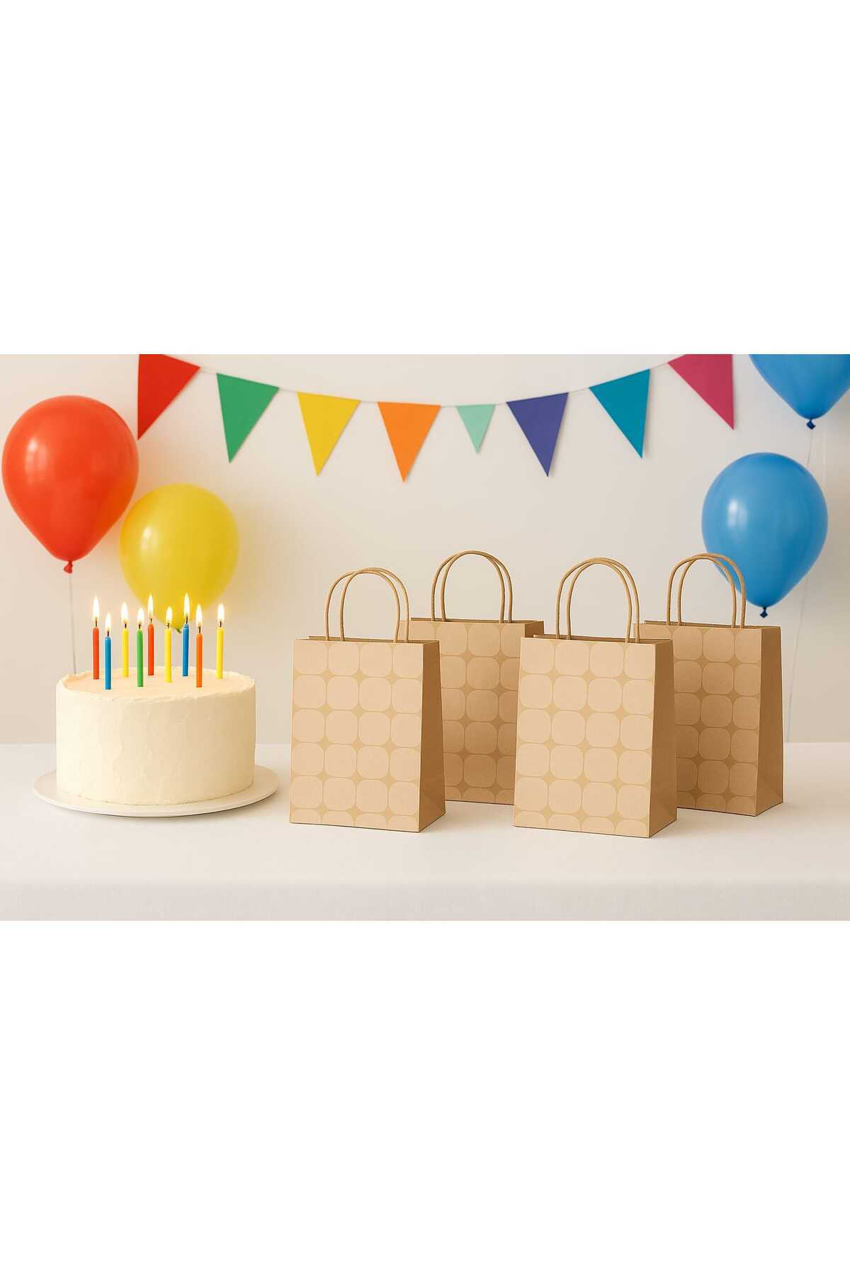 HDF PAZARLAMA 25 ADET KARE DESENLİ 18*8*24 KRAFT ÇANTA