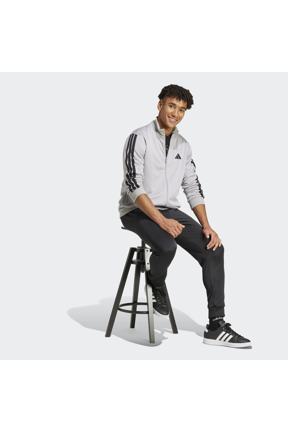 adidas Erkek Eşofman Takımı (JI8876) görsel 3