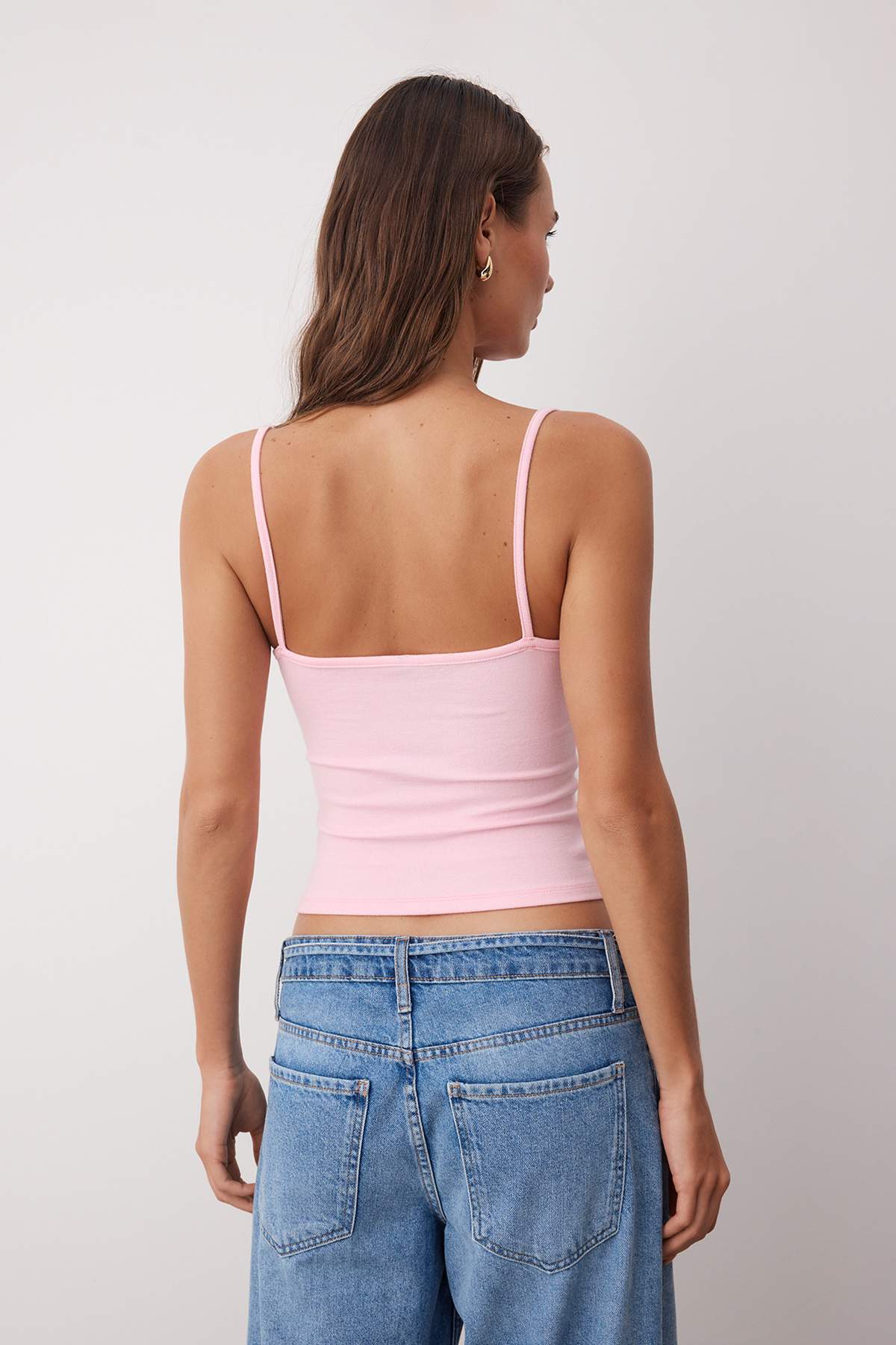 Trendyolmilla  Pembe Askılı Fırfırlı Fitted/Vücuda Oturan Örme Bluz TWOSS25BZ00601 - Görsel 4