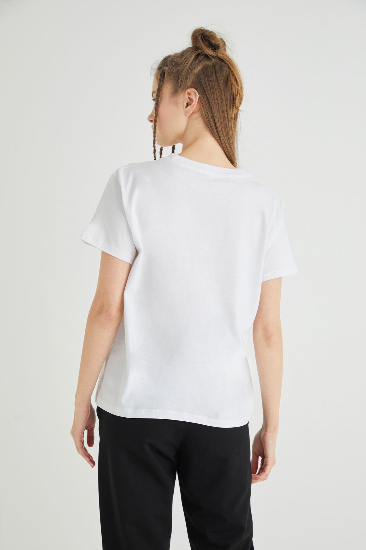 Hello Kitty-Licensed Printed Basic T-Shirt Relaxed Cotton 5