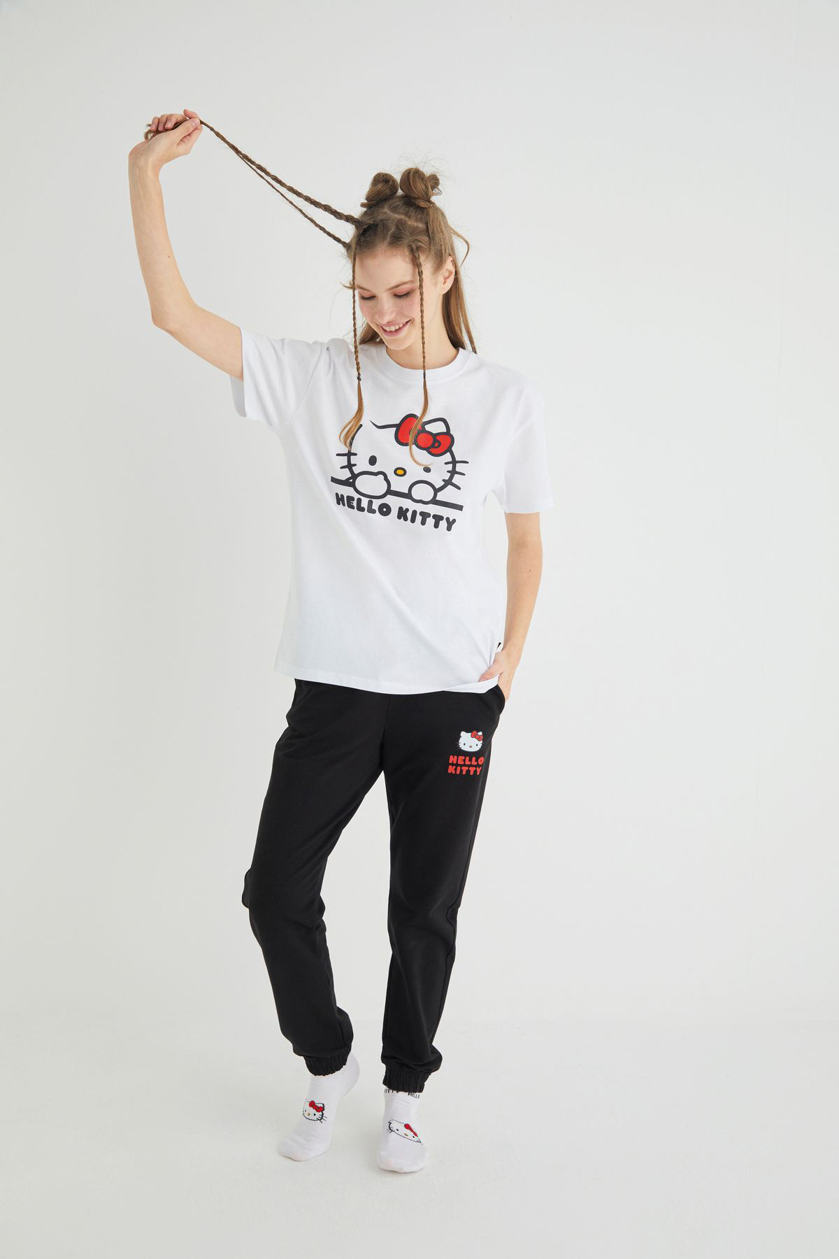 Hello Kitty-Tricou alb de bază imprimat cu licență Relaxed 3