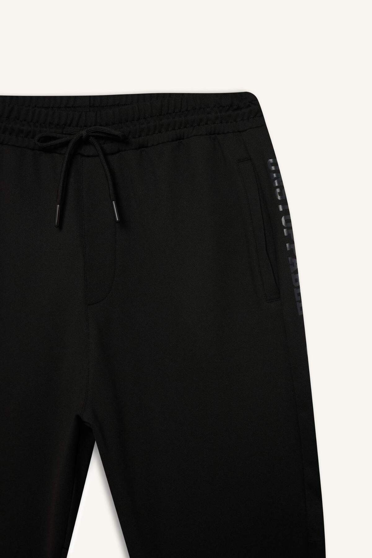DeFacto-بنطال رياضي DeFactoFit Sportsman Standard Fit Jogger مع قماش غواص سكوبا ناعم من الداخل D7308AX25SP 8