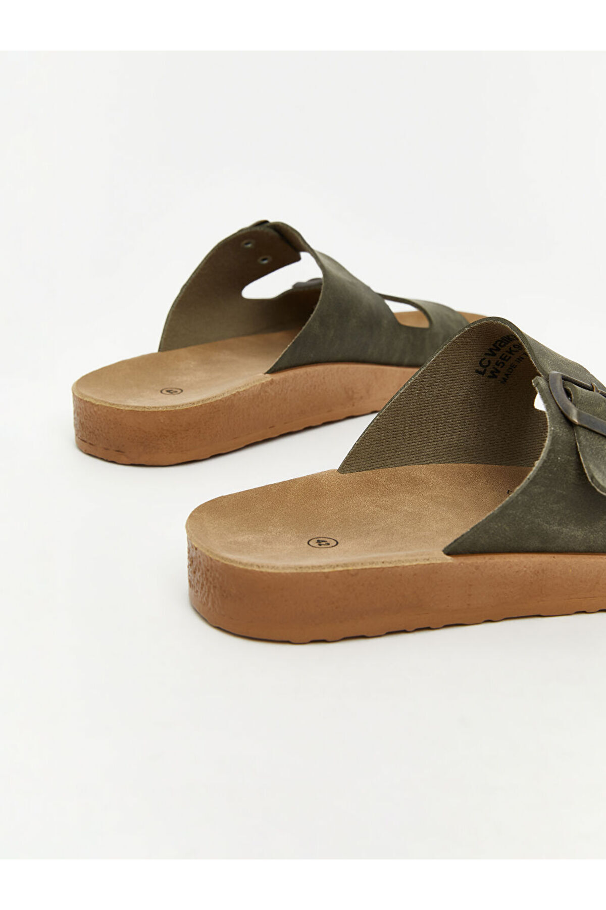 LC Waikiki-Create Your Style from Uzg Store |   Double Striped Men's Slippers 5