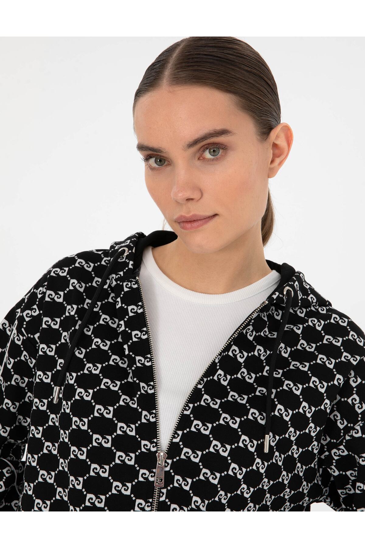 Pierre Cardin  Siyah Comfort Fit Fermuarlı Sweatshirt 50309116-VR046 - Görsel 2