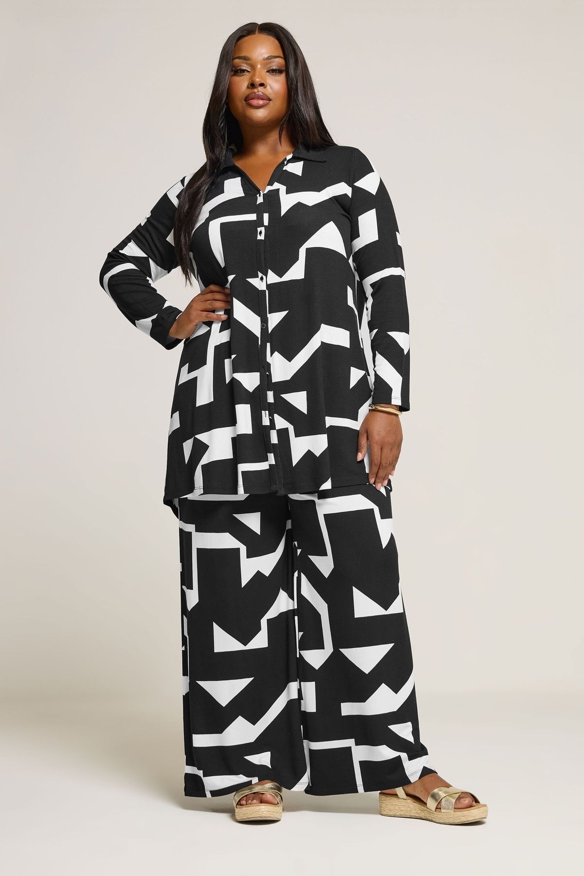 Stil Diva-Plus Size Elastic Waist Abstract Patterned Wide Leg Trousers with Pockets 304089 4