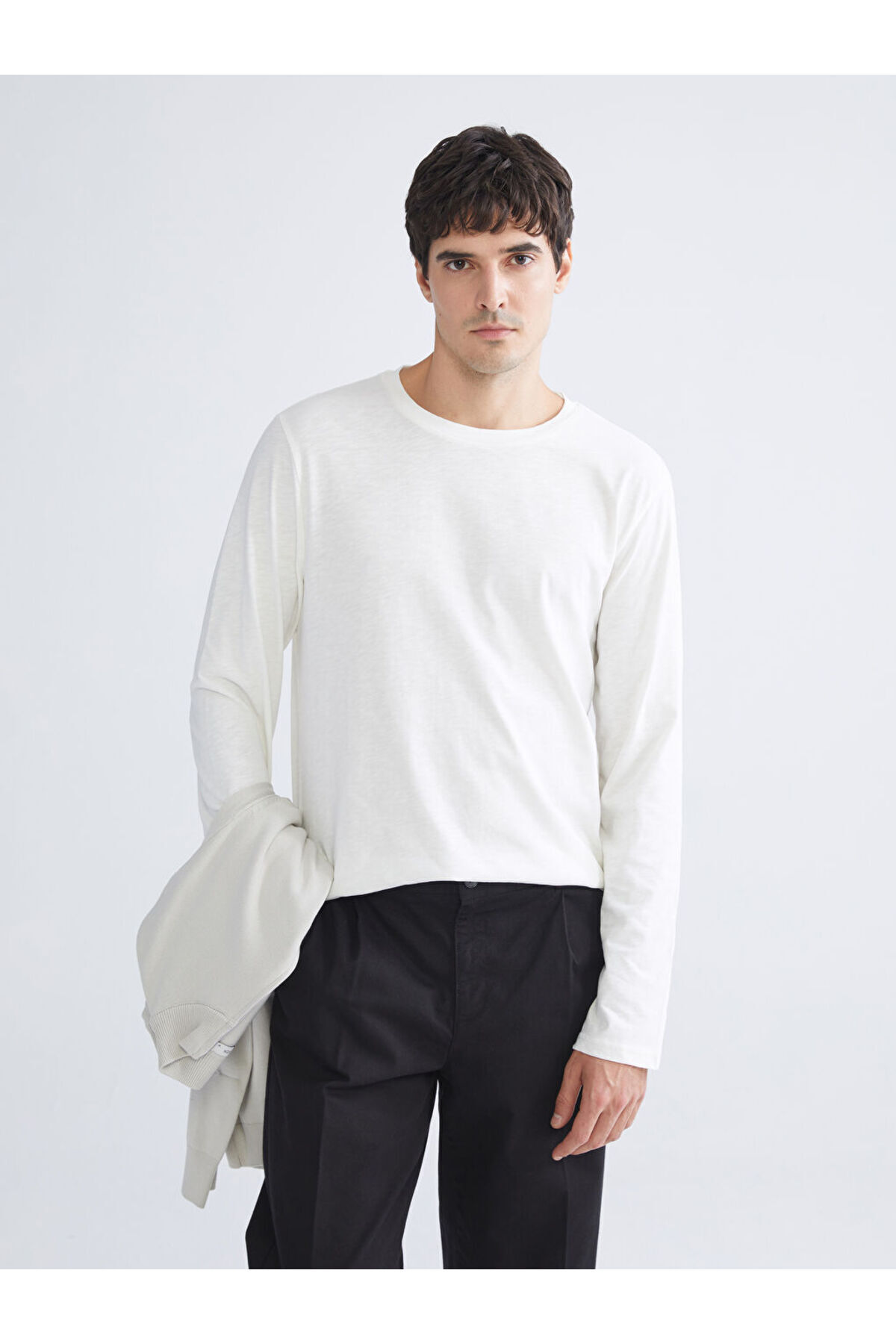 تیشرت ال سی وایکیکی W5HY26Z8-J5E-11102025