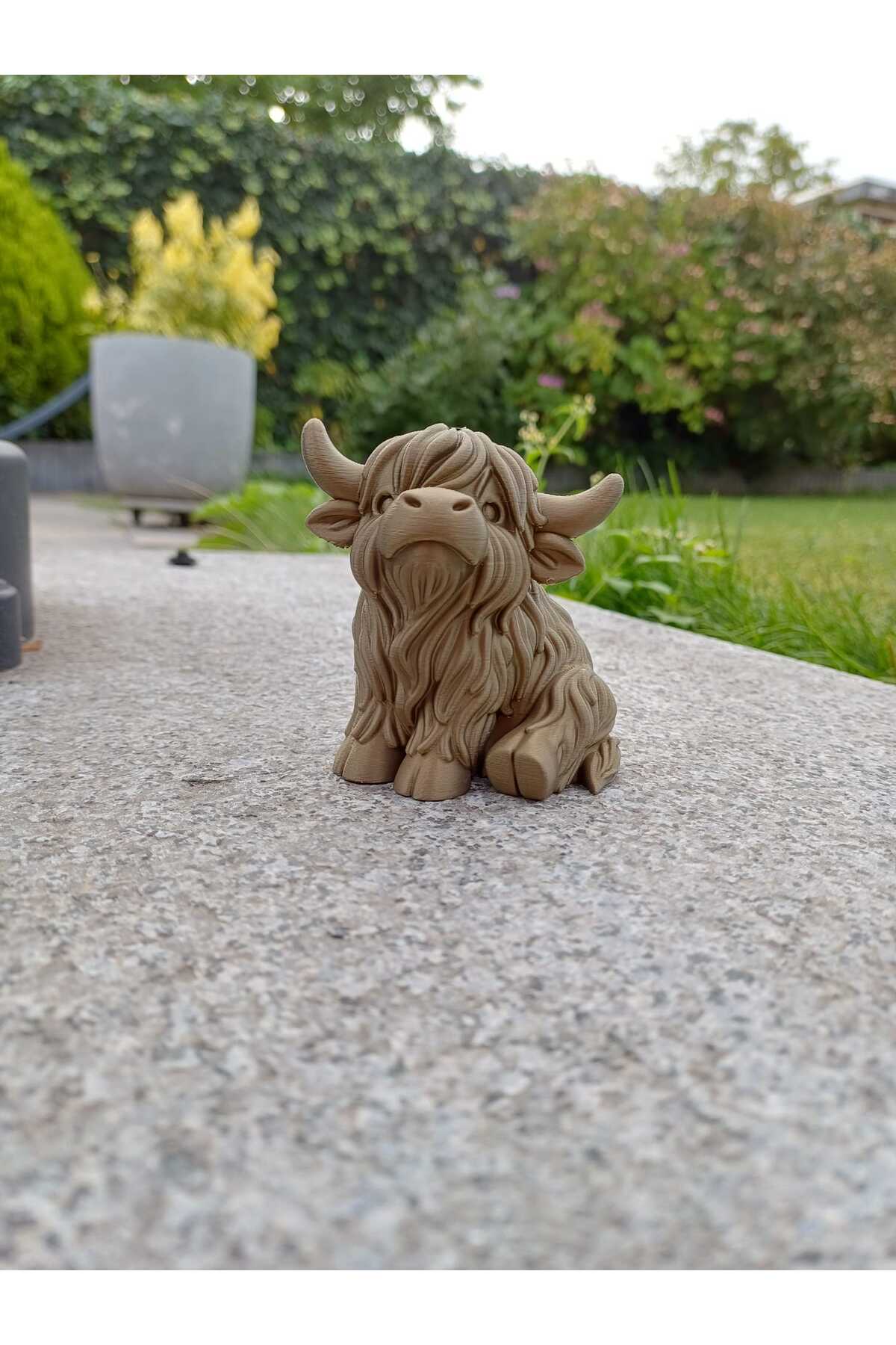 Futurama Chonky Highland Cow – Shaggy Horned Cutie Figure – 3D Print Collection Figur 15 cm