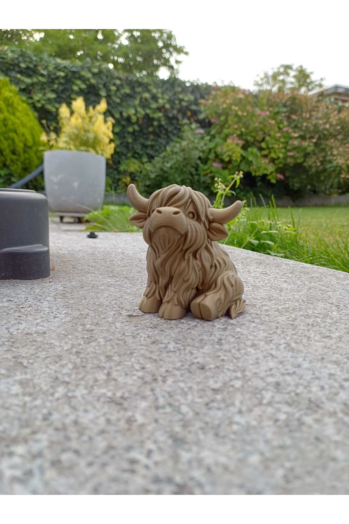 Futurama Chonky Highland Cow – Shaggy Horned Cutie Figure – 3D Print Collection Figur 15 cm