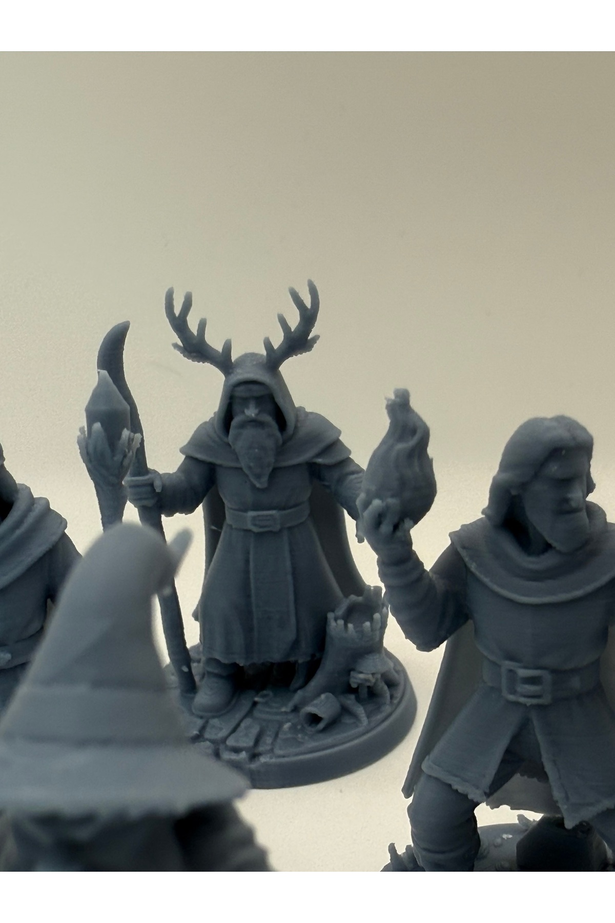 Set di 7 figure di eroi maghi: mini gioco da tavolo stampato in 3D e statuetta da collezione (5 cm)