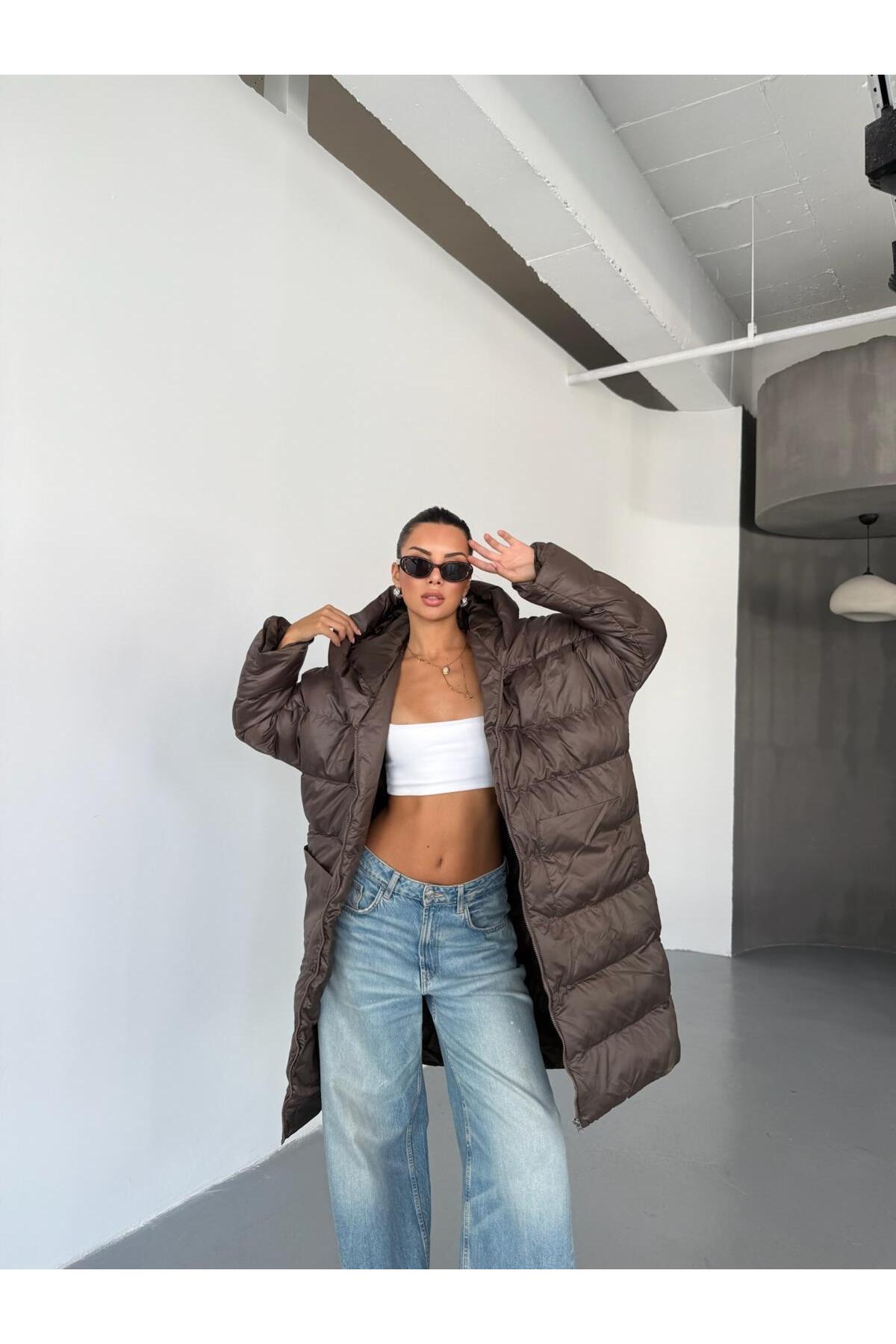 QUASAR Fashion  Yeni Sezon Oversize Kalıp Siyah Şişme Uzun Mont - Görsel 4