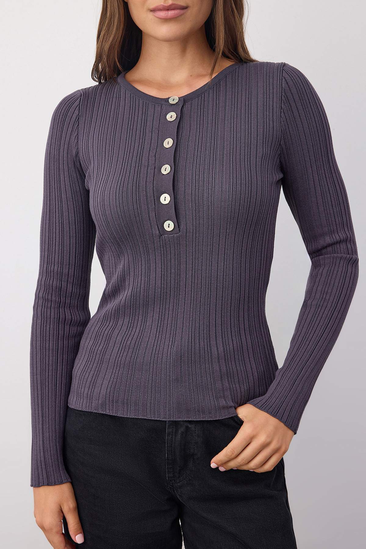 Trendyolmilla  Wardrobe Essentials Antrasit Fitted/Vücuda Oturan Fitilli Triko Kazak | TWOAW26KZ00083 - Görsel 3