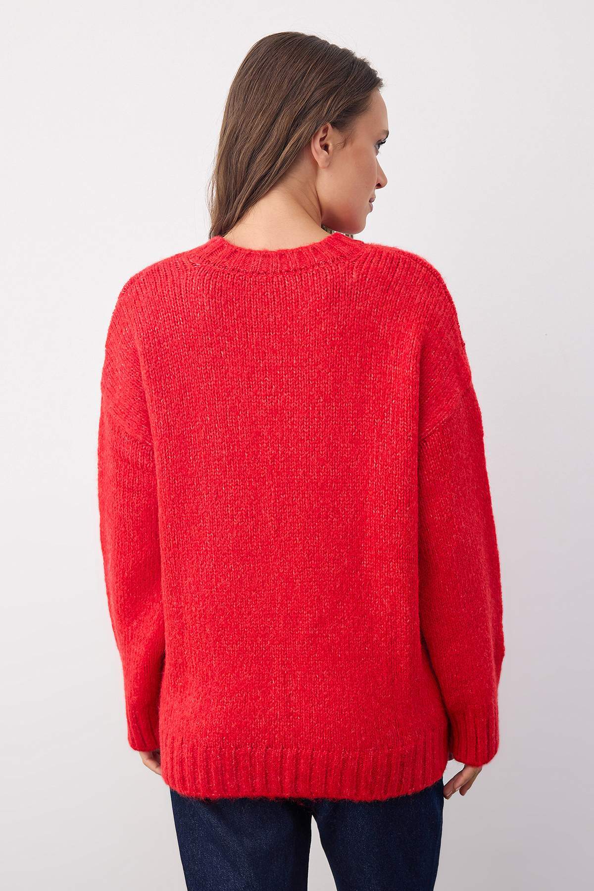 Trendyolmilla  Wardrobe Essentials Kırmızı Yumuşak Dokulu Geniş Kalıp Basic Triko Kazak | TWOAW26KZ00073 - Görsel 4