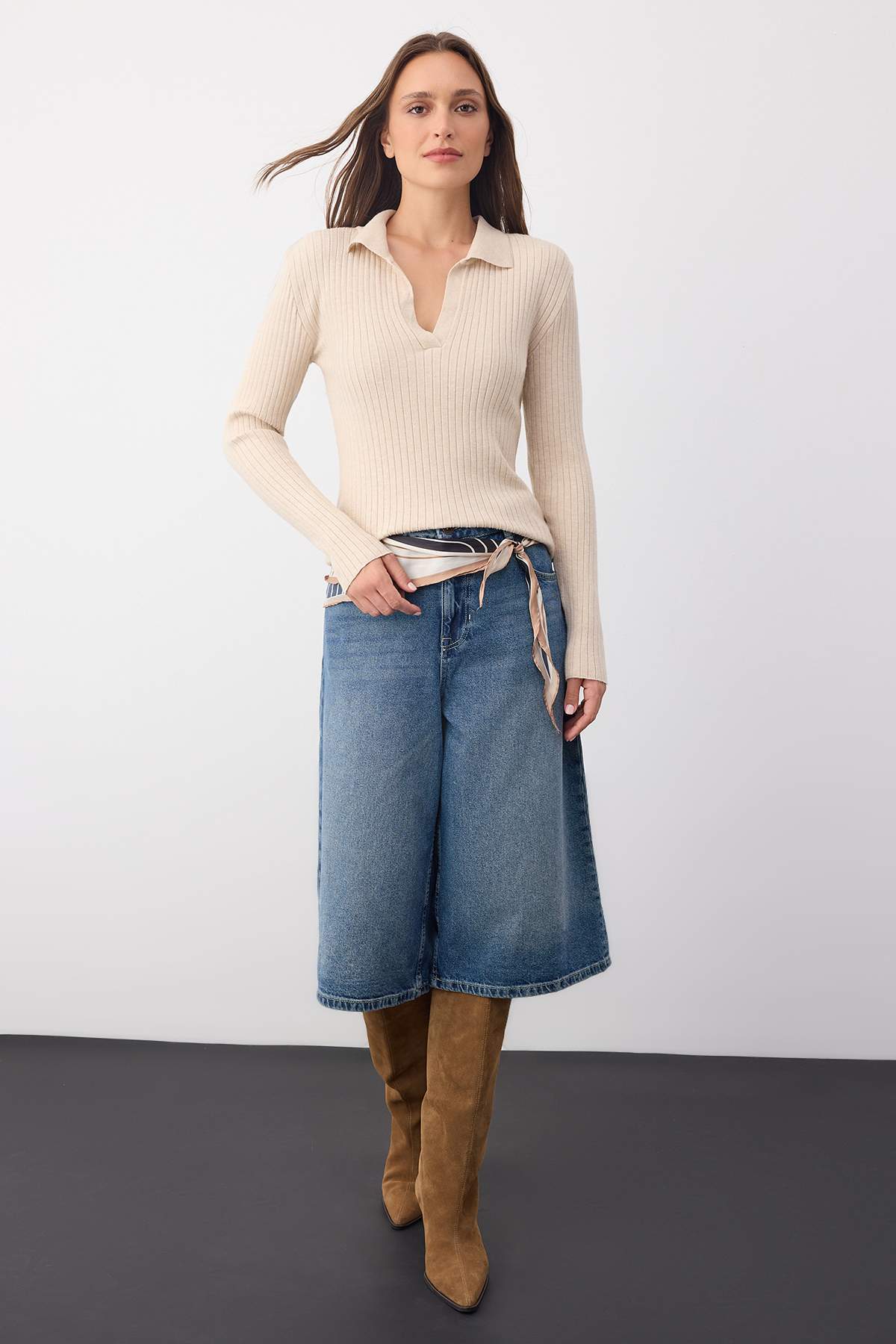 Trendyolmilla  Wardrobe Essentials Taş Premium İplikPolo Yaka Fitilli Triko Kazak | TWOAW26KZ00077 - Görsel 2