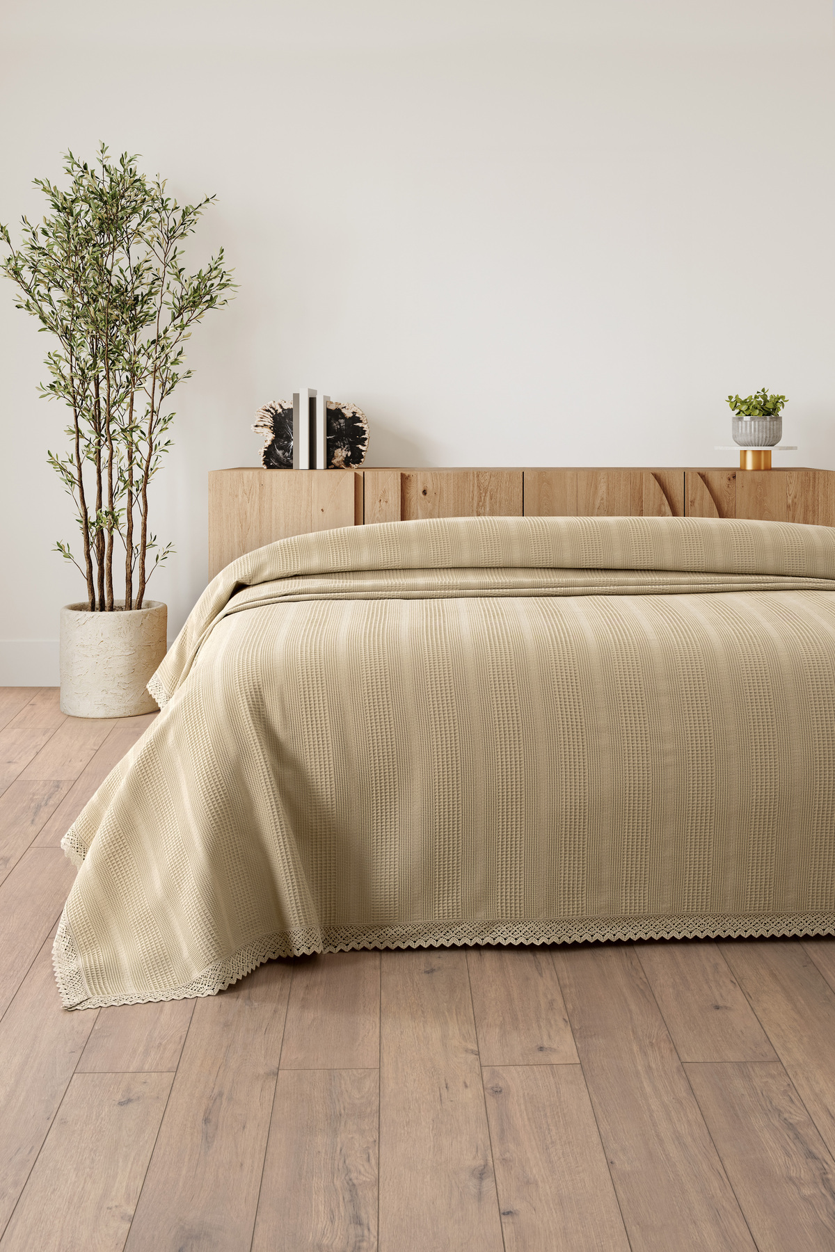 Sevim Tek Kişilik Dantelli Petek Pike - Bej Renk Waffle Dokuma Pike-160x230 cm