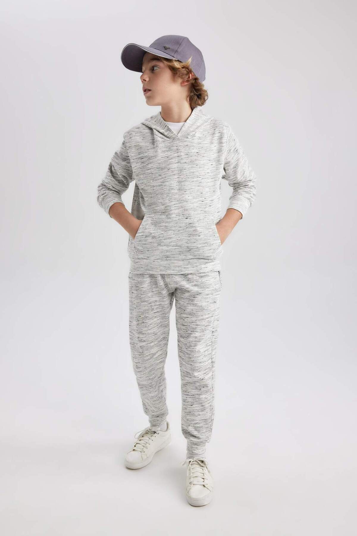 DeFacto-Boy's Jogger Sweatpants with Laced Waist and Elastic Leg Pockets B8915A823Cw 1