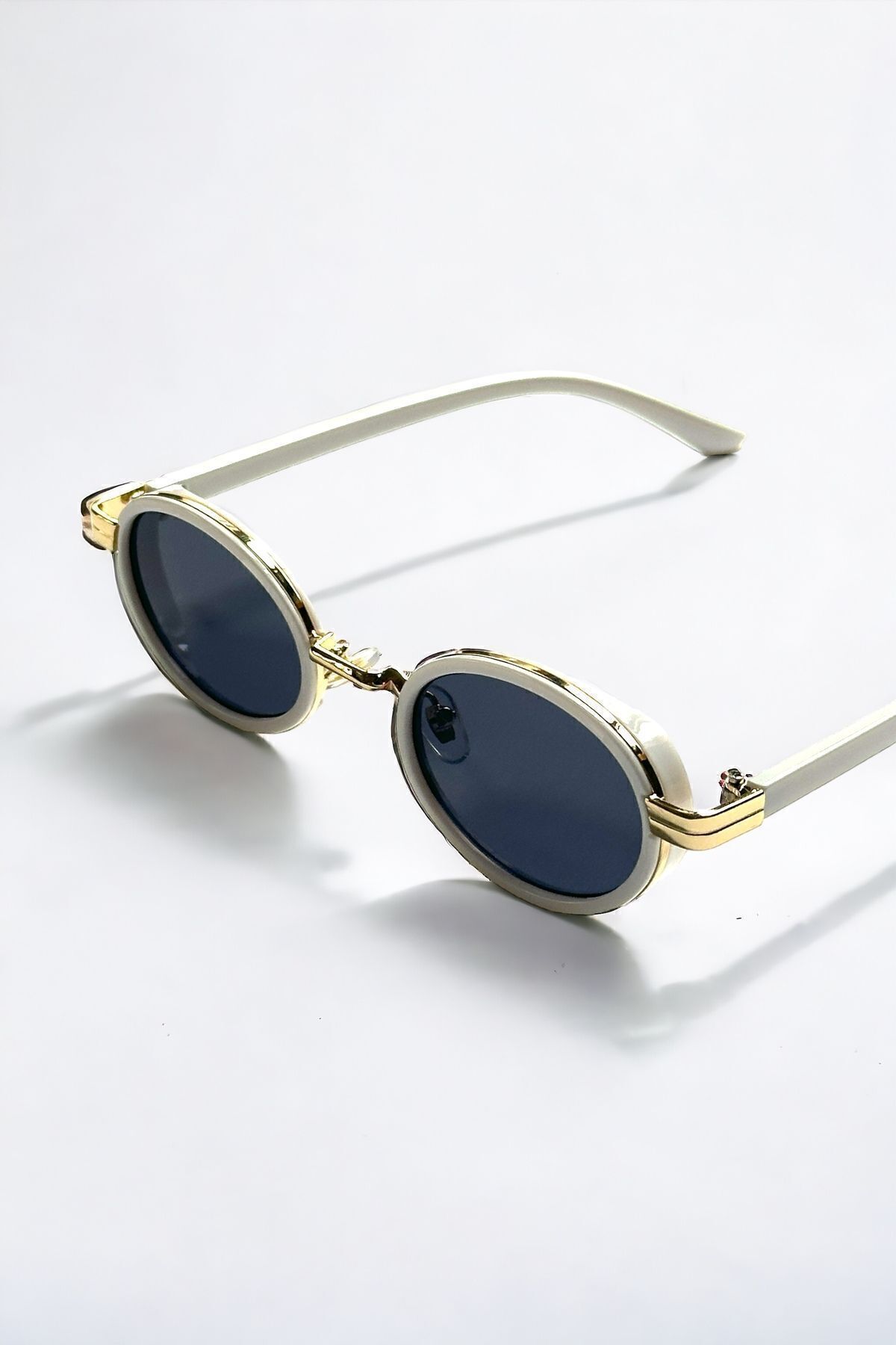 REN EYEWEAR Dina Round Güneş Gözlüğü Unisex Beyaz Oval Çerçeveli / görsel 5