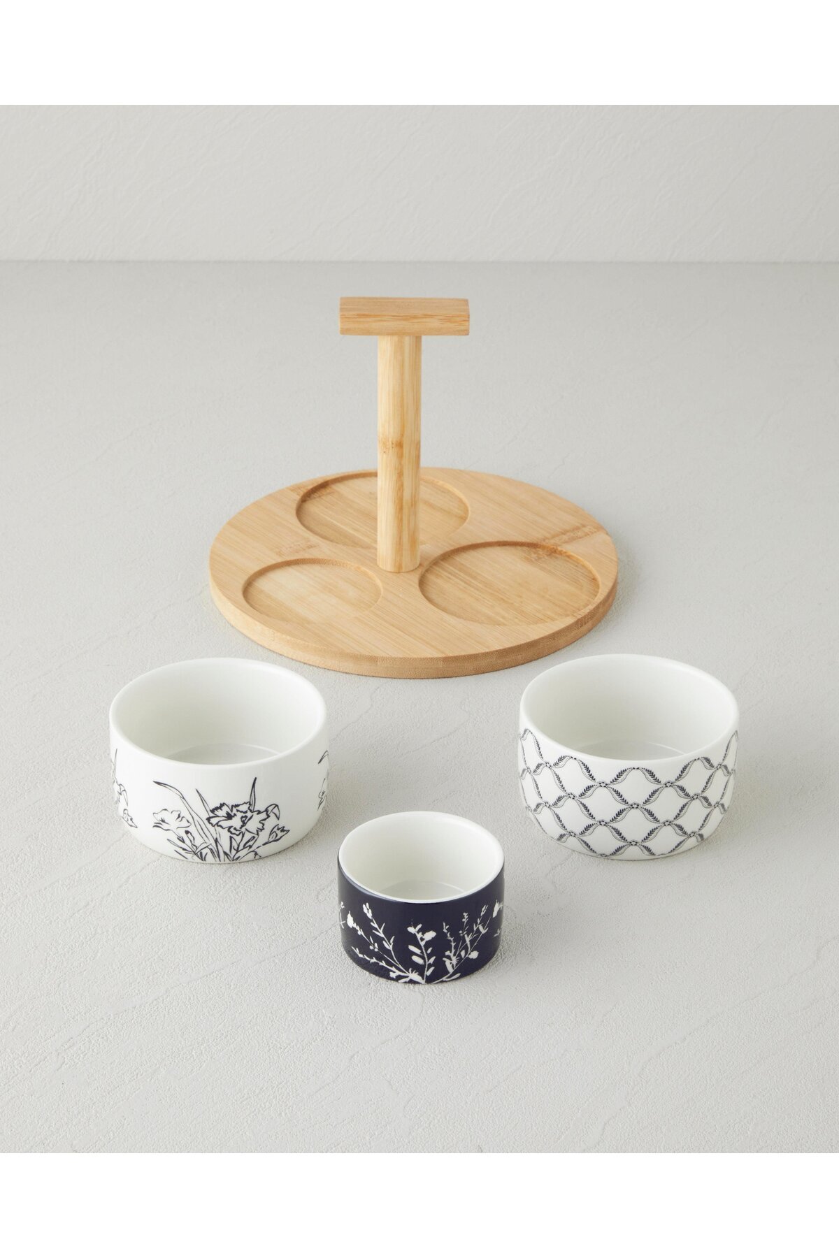 English Home Floral Dreams Stoneware 4 Parça Sunumluk 20 cm Beyaz