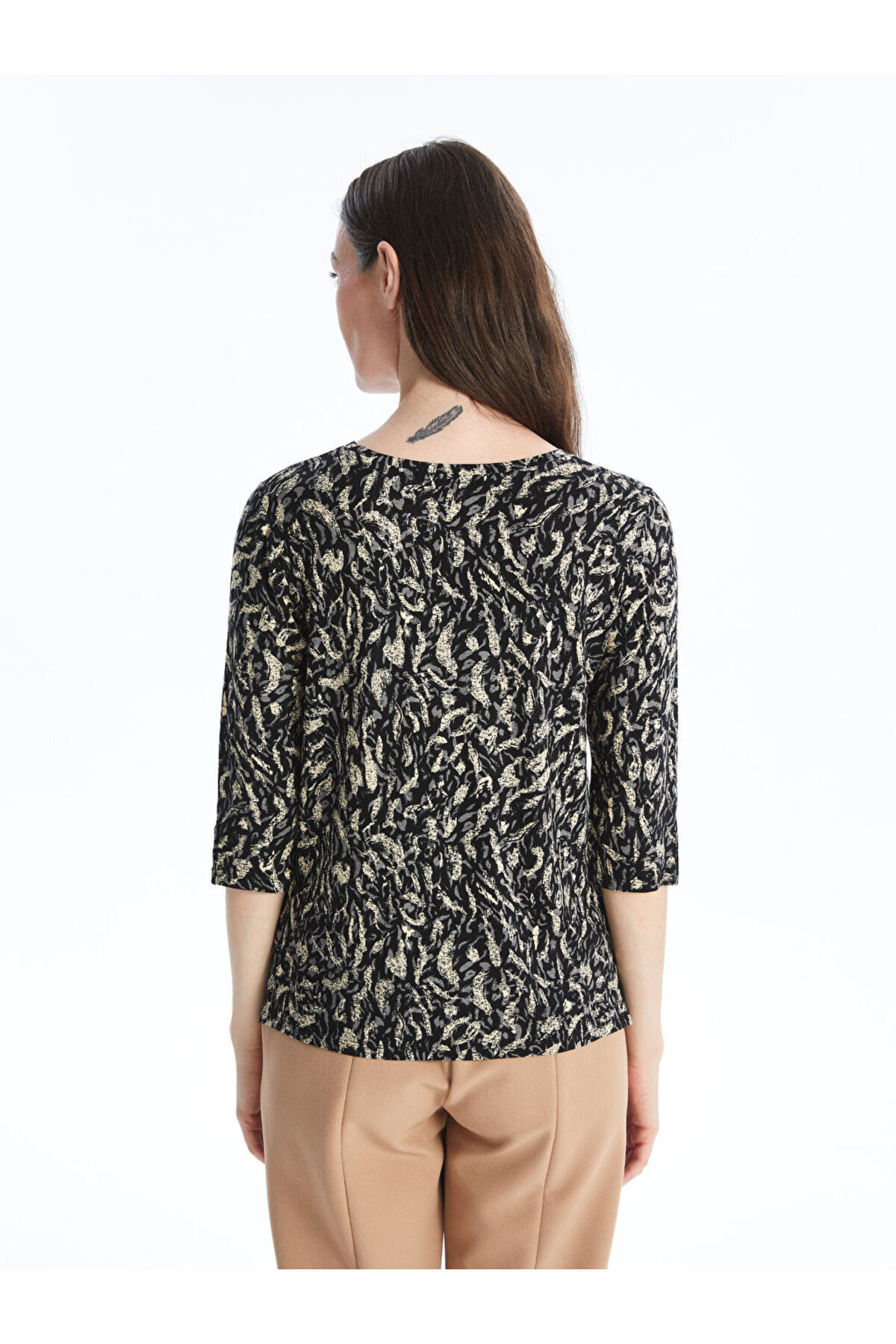 LC Waikiki-Create Your Style with Uzg Store |   V-Neck Patterned Blouse 5