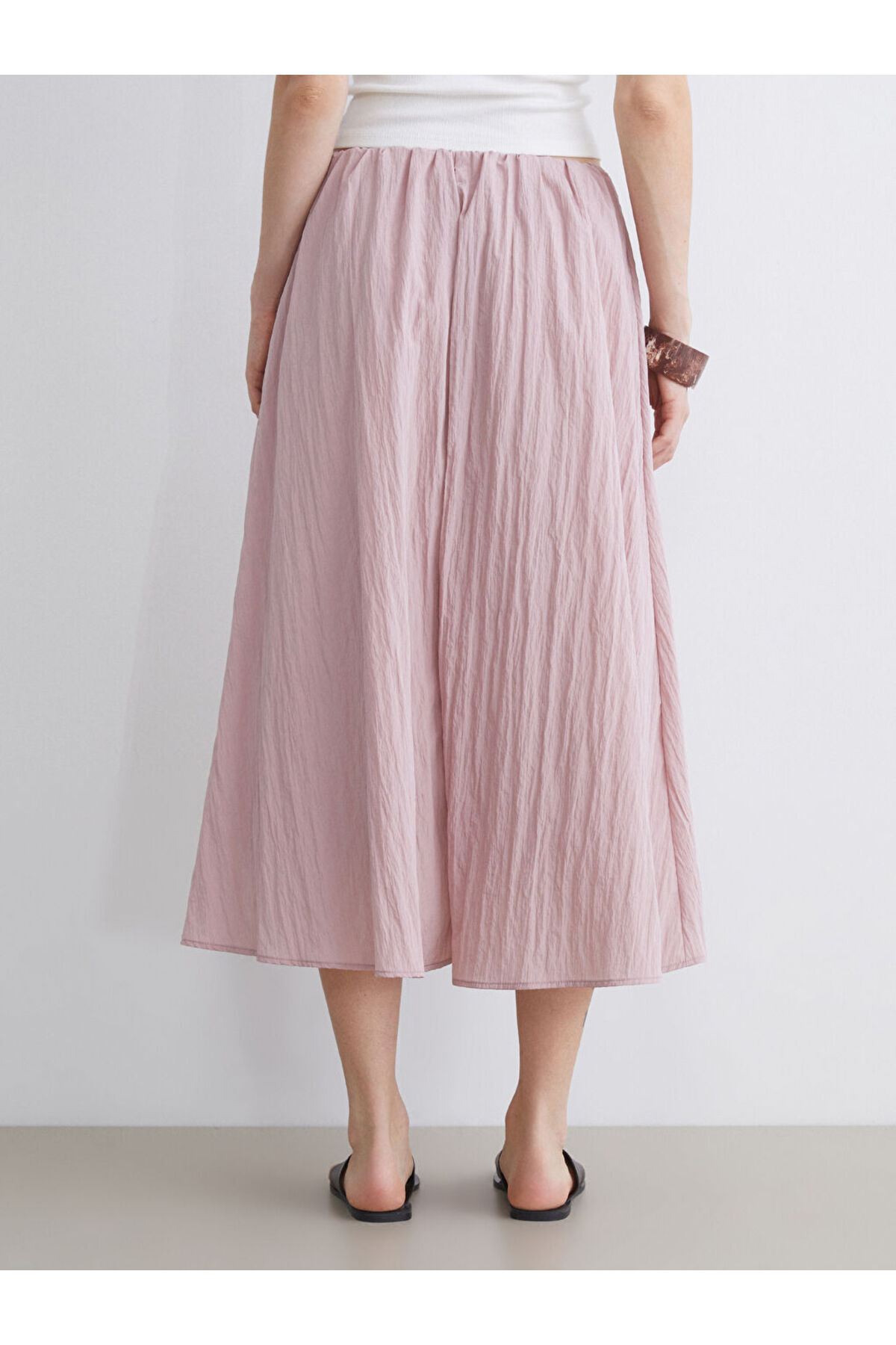 LC Waikiki-Sparkling Selections from Shining Store |   Textured A-Line Skirt with Elastic Waistband 4
