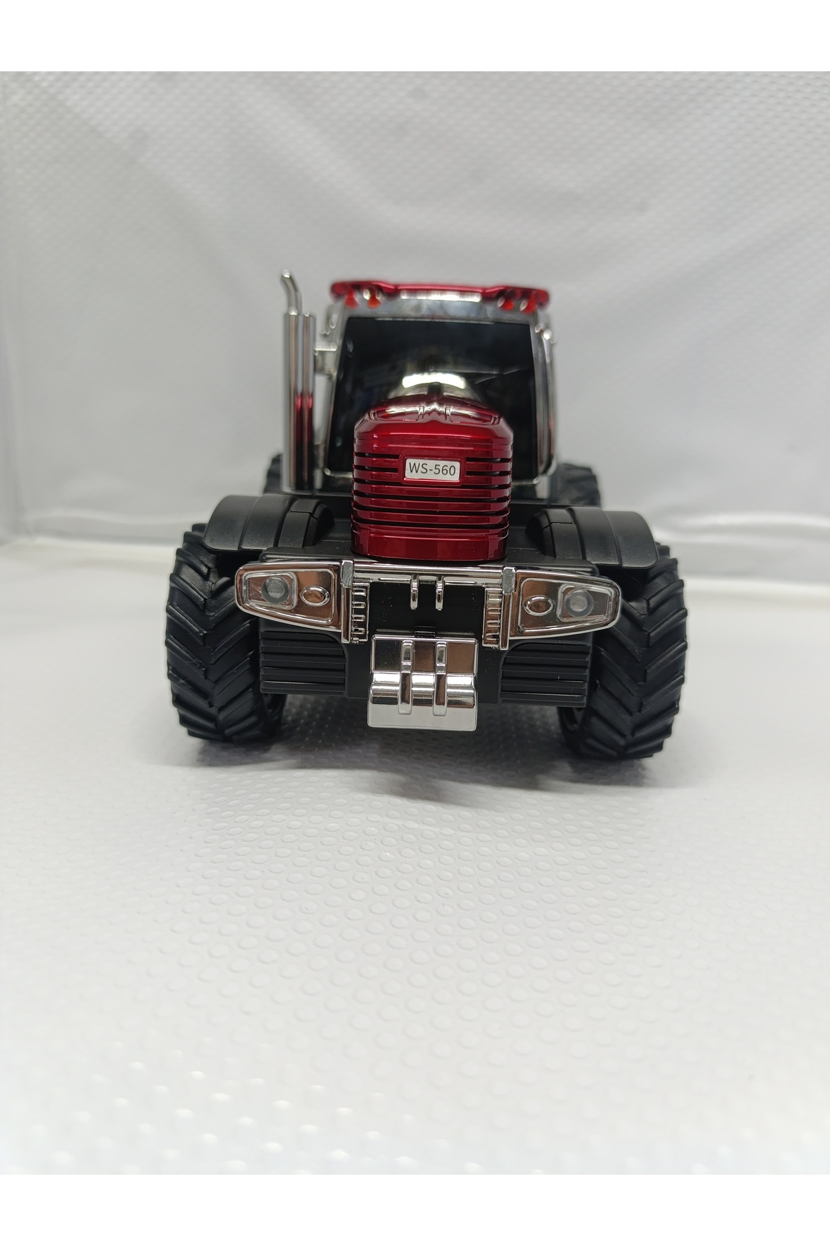 AXWER TRAKTÖR ŞEKLİNDE BLUETOOTH HOPARLÖR ŞARJLI KABLOSUZ SPEAKER FM SD KART USB