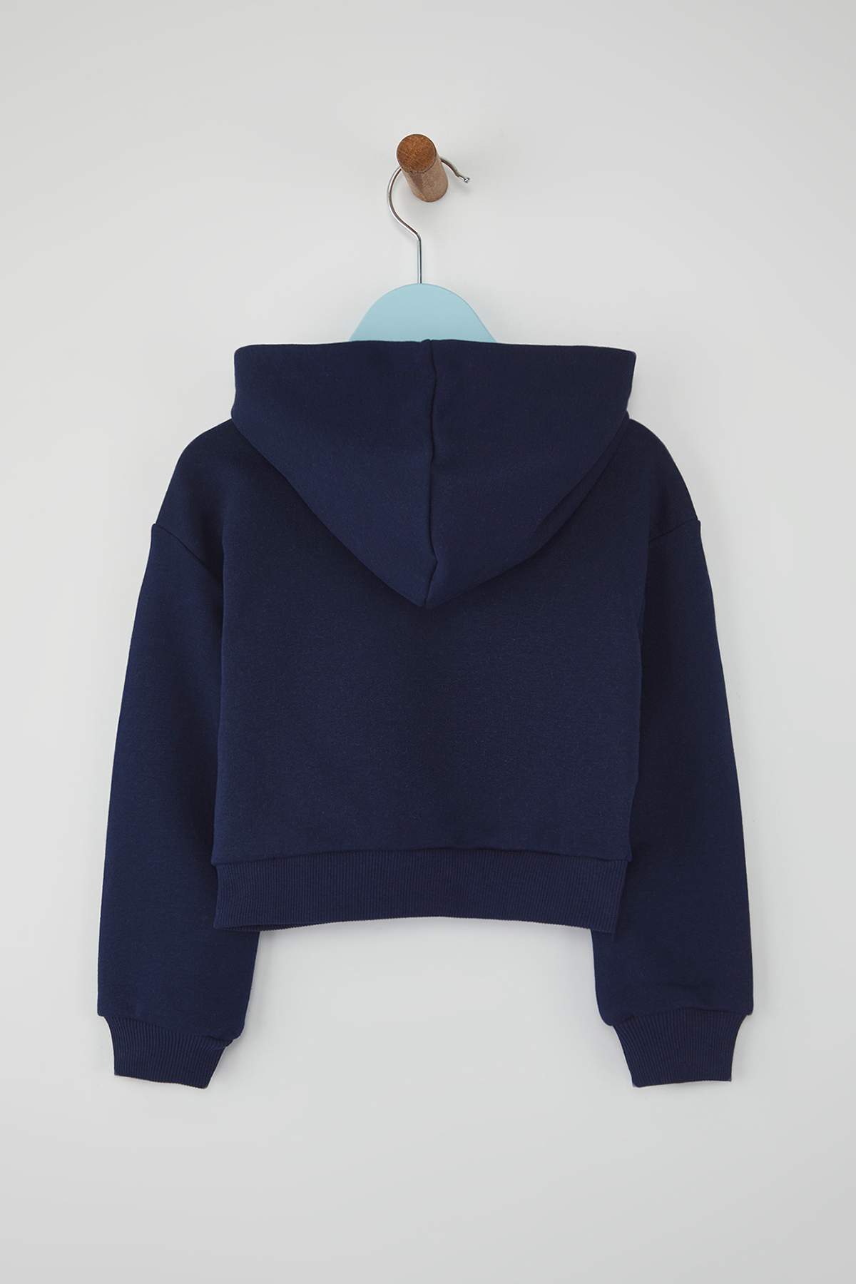 Trendyolmilla  Lacivert Pamuklu Crop Fit Düz/Basic Kapüşonlu Oversize Örme Kız Çocuk Hırka TKDAW26HI00001 - Görsel 4