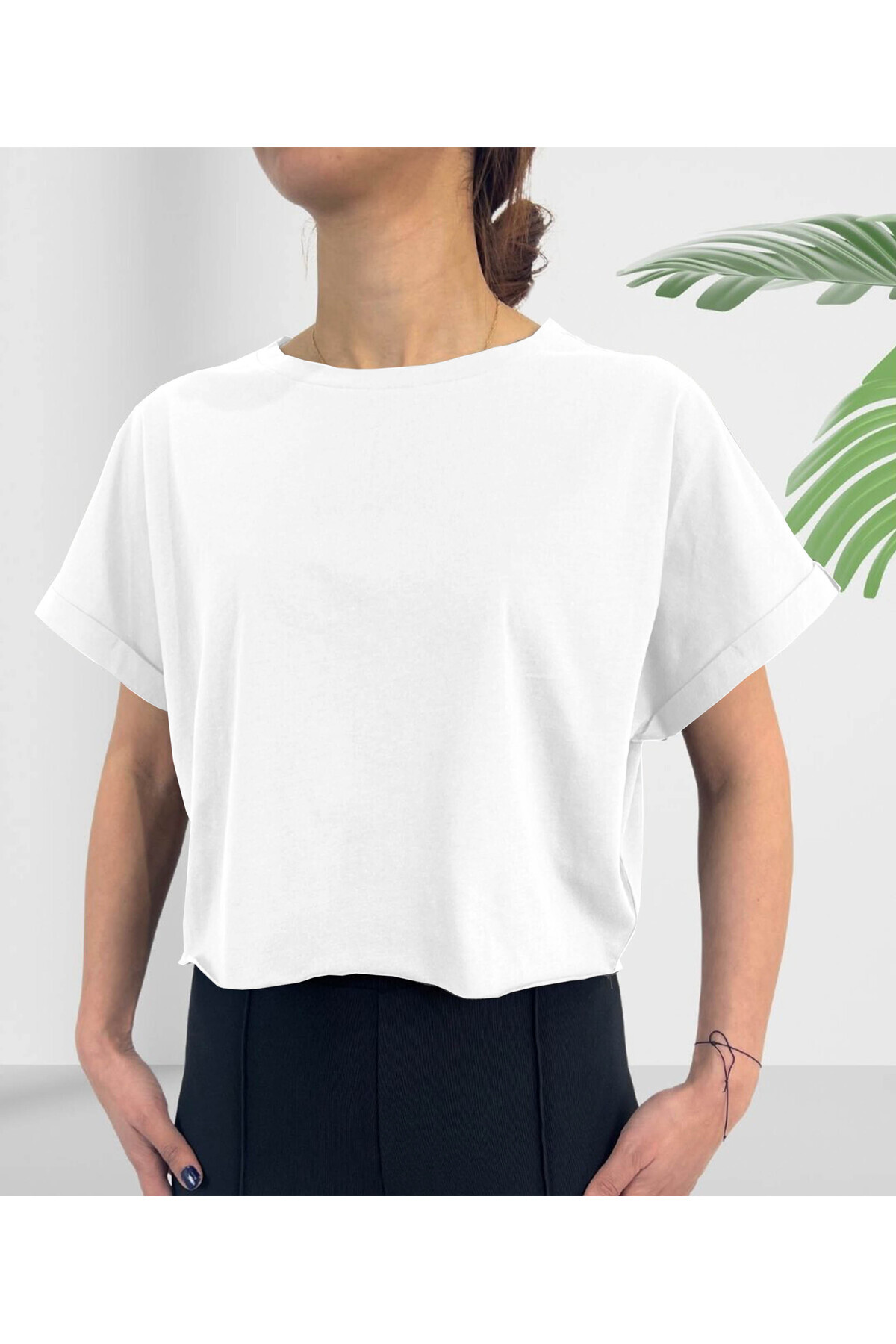 Mood Lab Crop Bisiklet Yaka Örme T-shirt Sportwear 4'LÜ Paket görsel 4