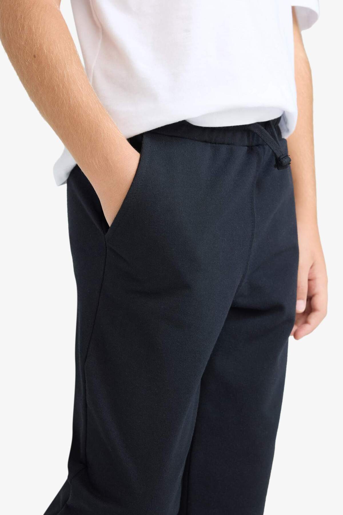 DeFacto-Schwarze Jungen-Jogginghose E7338a8/bk27 4