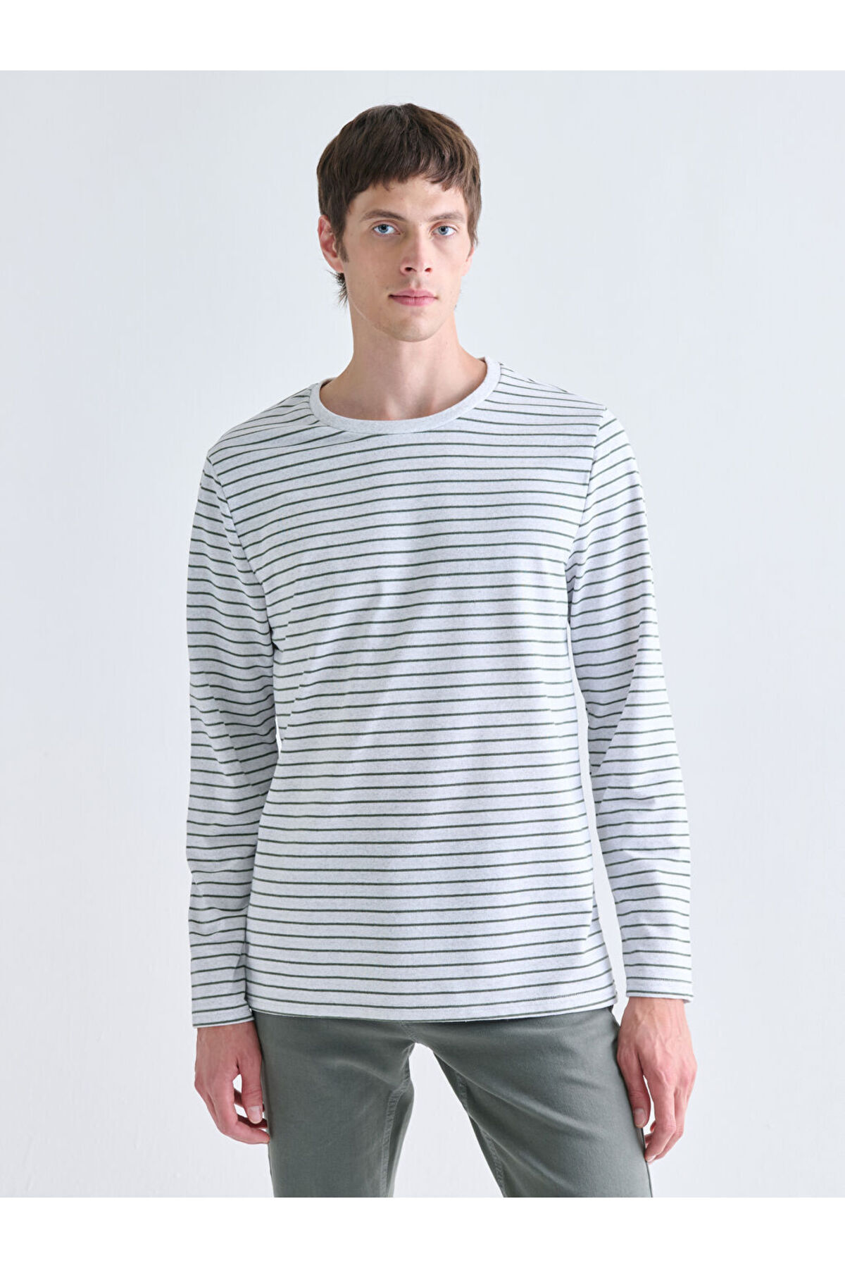 تیشرت ال سی وایکیکی W5I242Z8-LEX-03102025