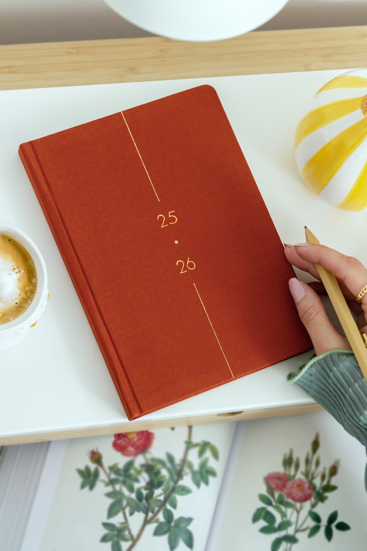 Matt Notebook 2025-2026 A5 Keten Akademik Ajanda 15x21 cm - 17 Aylık Tarçın