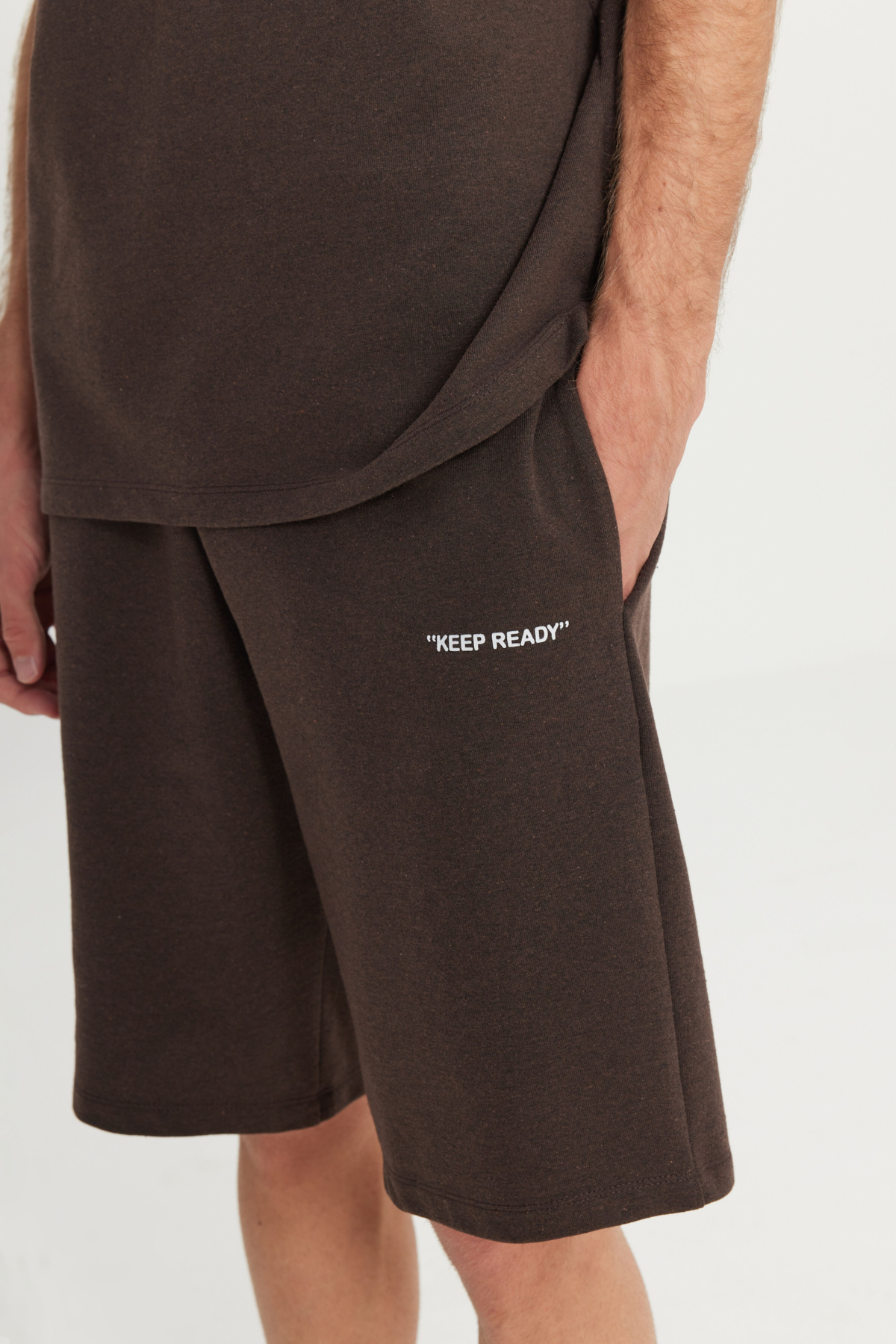 AC&Co / Altınyıldız Classics  Erkek Acı Kahve Pamuklu Comfort Fit Rahat Kesim Baskılı Beli Bağlamalı Yan Cep Eşofman Takımı - Görsel 6