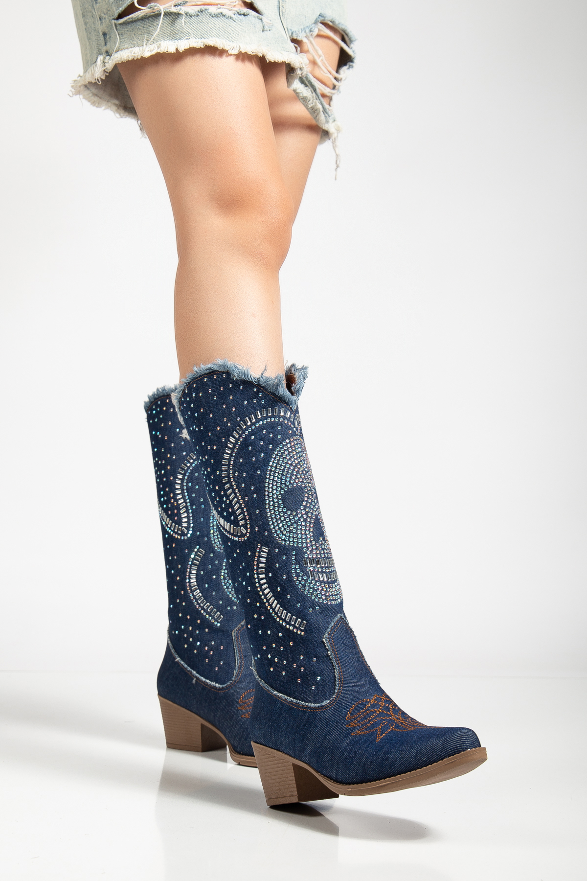 MS SUGAR SHOES  Kadın Denim Kovboy Çizme Taş İşlemeli Kurukafa Desenli Fırfırlı Kot Çizme - Görsel 3