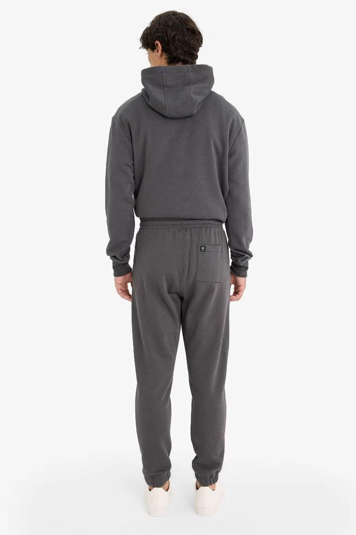 Defacto  Regular Fit Beli Bağcıklı Cepli Paçası Lastikli Şardonlu Basic Düz Jogger Eşofman Altı E6326AX25AU - Görsel 6