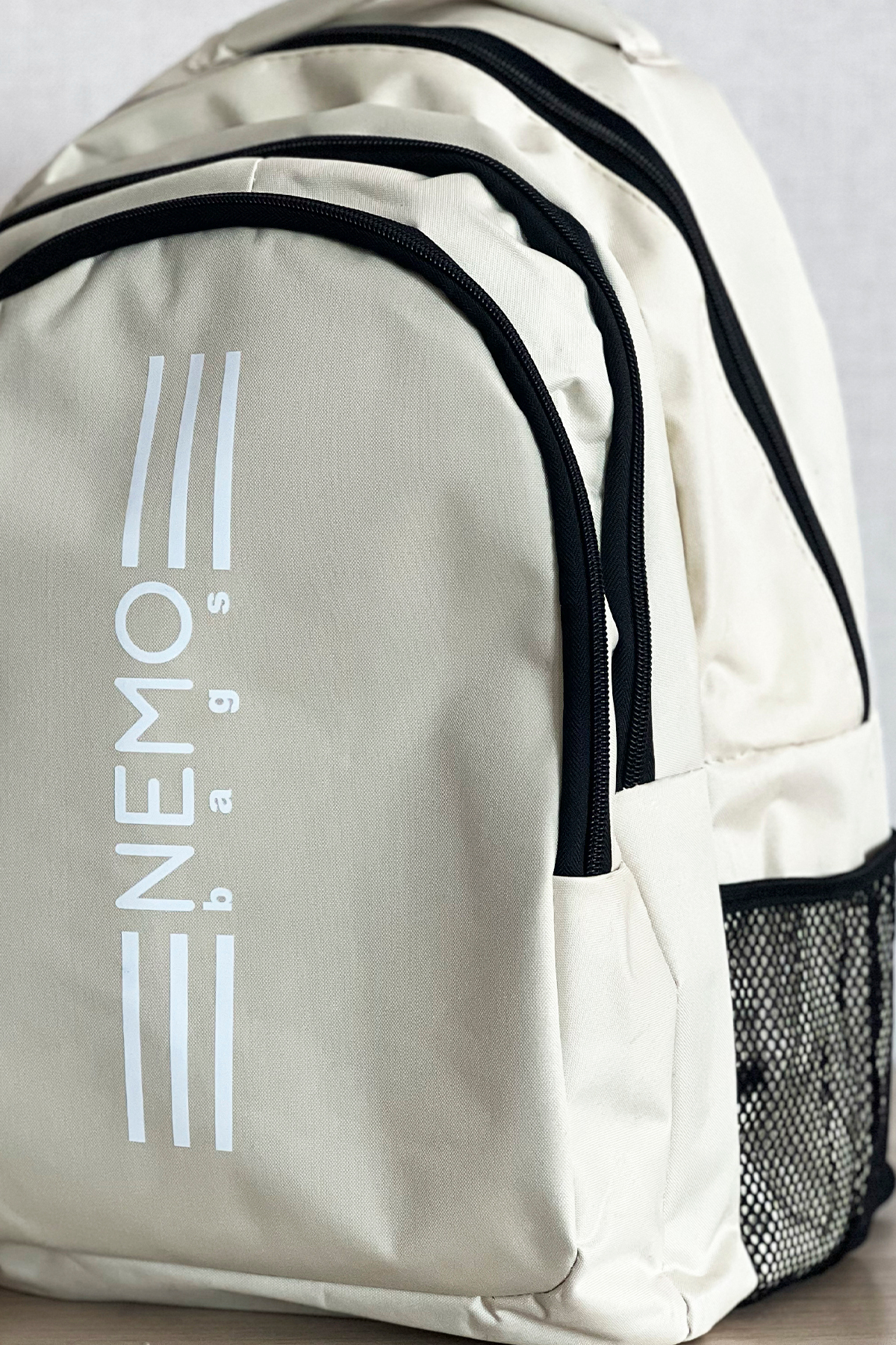 NEMO GROUP Unisex Bej Sırt Çantası Büyük Boy Okul Spor Çantası, 16,9 inç, 45x30x15cm 24lt görsel 3