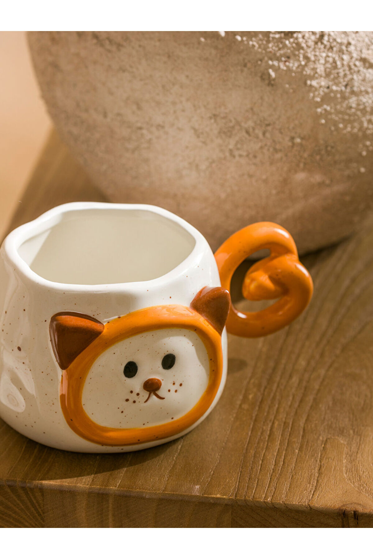 LC Waikiki-Create Your Style from Uzg Store |   Printed Ceramic Mug 380 ml 4