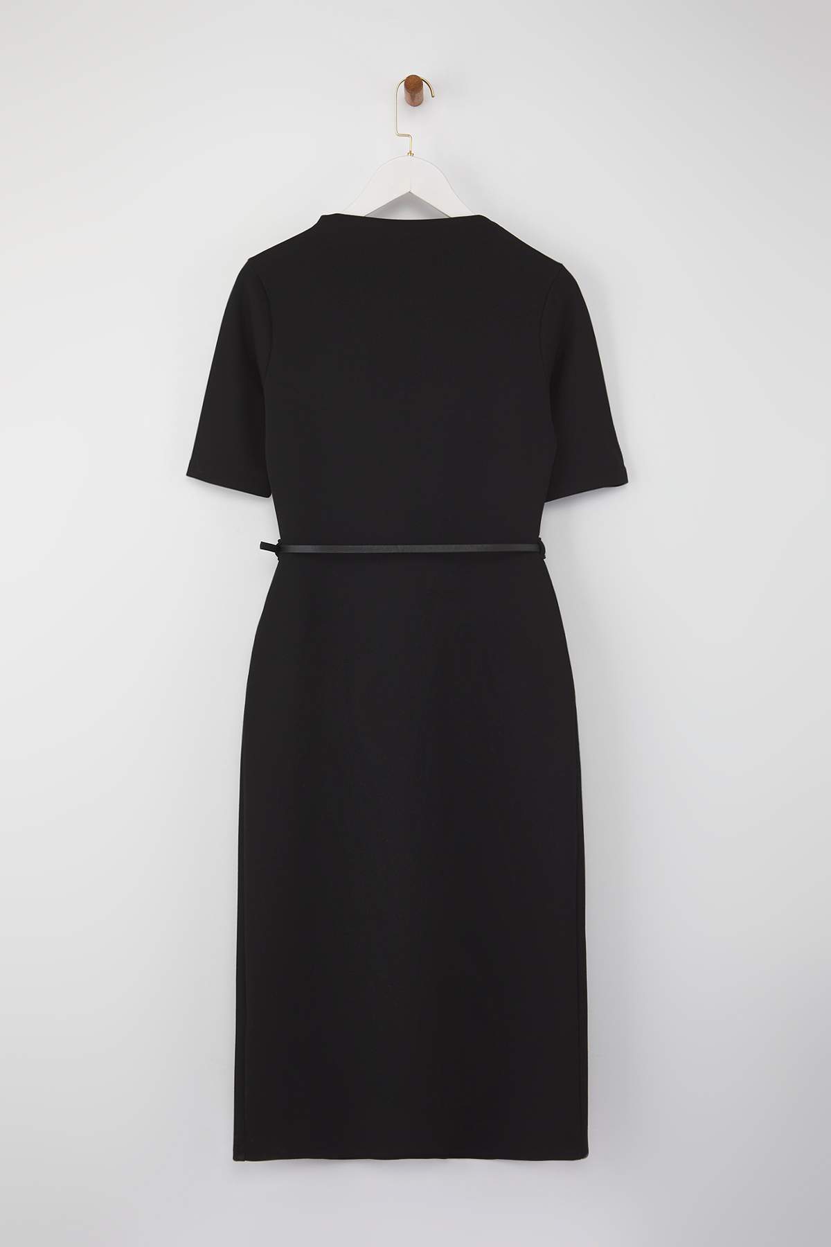 Trendyolmilla  Siyah Midi Kemerli Truvakar Kol Örme Elbise TWOAW26EL00145 - Görsel 7