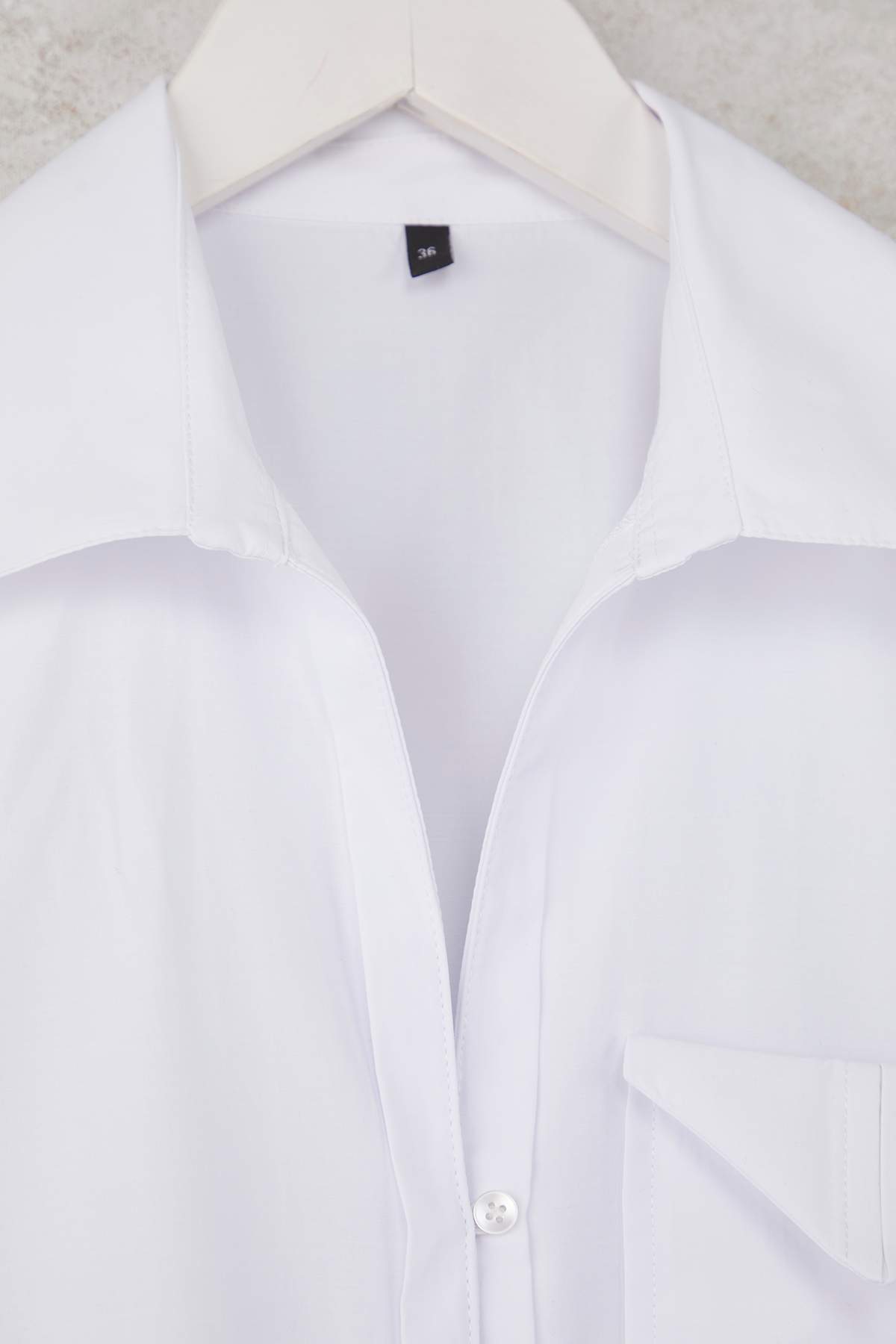 Trendyolmilla  Beyaz Cep Detaylı Önü Düğmeli Gömlek TWOAW26GO00058 - Görsel 8