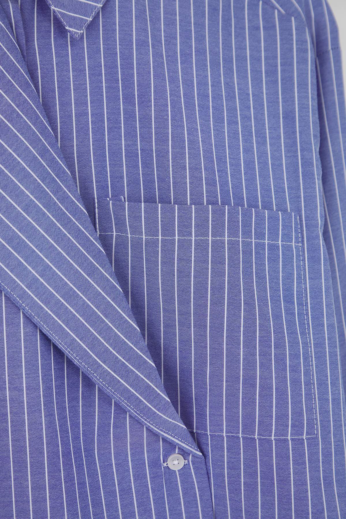 Trendyolmilla  Mavi-Çok Renkli Ceket Yaka Oversize Çizgili Dokuma Gömlek TWOAW26GO00020 - Görsel 6