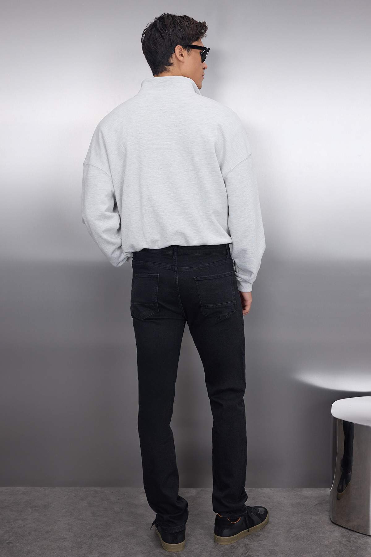 Trendyol Collection-Schwarze Slim Fit Skinny Jeans aus dehnbarem Stoff Jeanshose TMNAW23JE00028 4