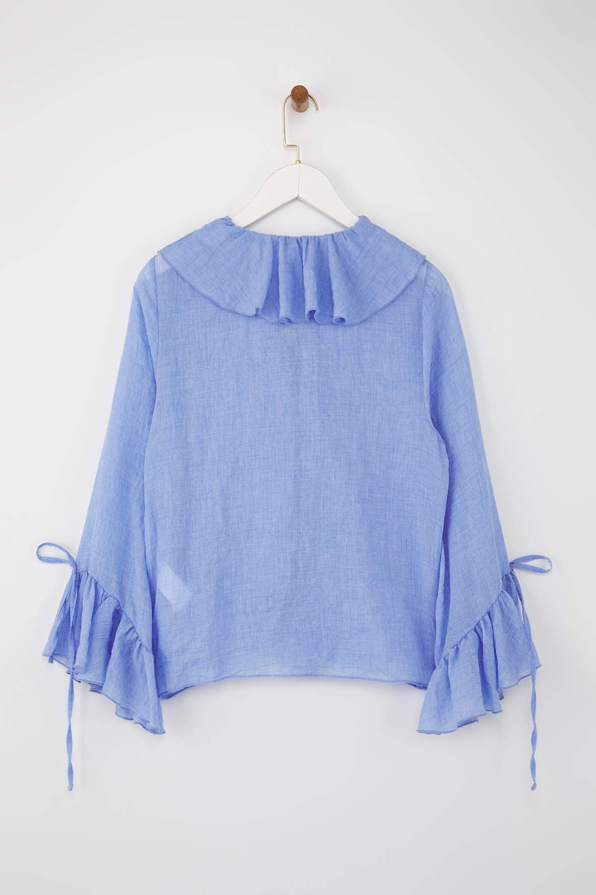 Trendyolmilla  Mavi Fırfırlı Bohem İnce Pamuklu Kumaş Uzun Kol Dokuma Bluz TWOSS25BZ00551 - Görsel 6