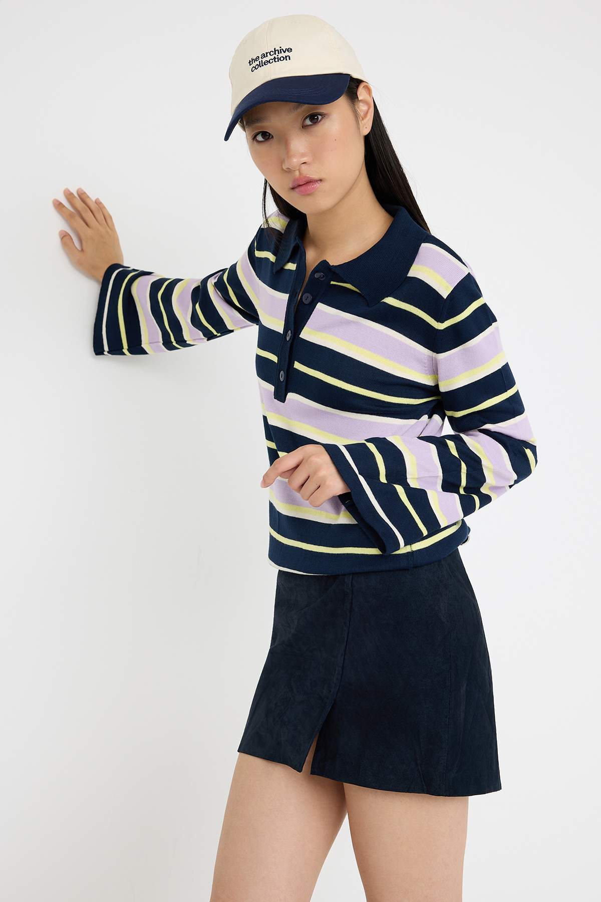 Trendyolmilla  Lacivert Polo Yaka Çizgili Triko Kazak TWOAW26KZ00121