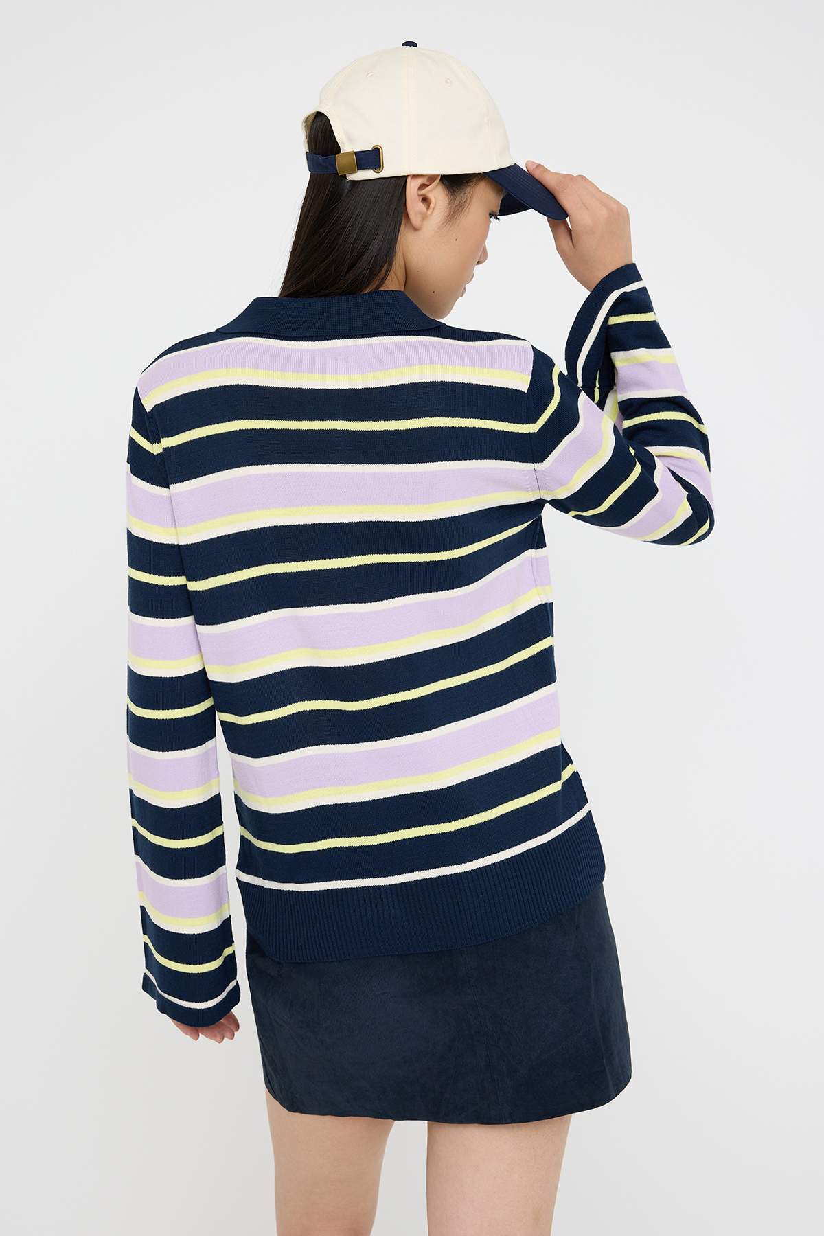 Trendyolmilla  Lacivert Polo Yaka Çizgili Triko Kazak TWOAW26KZ00121 - Görsel 4