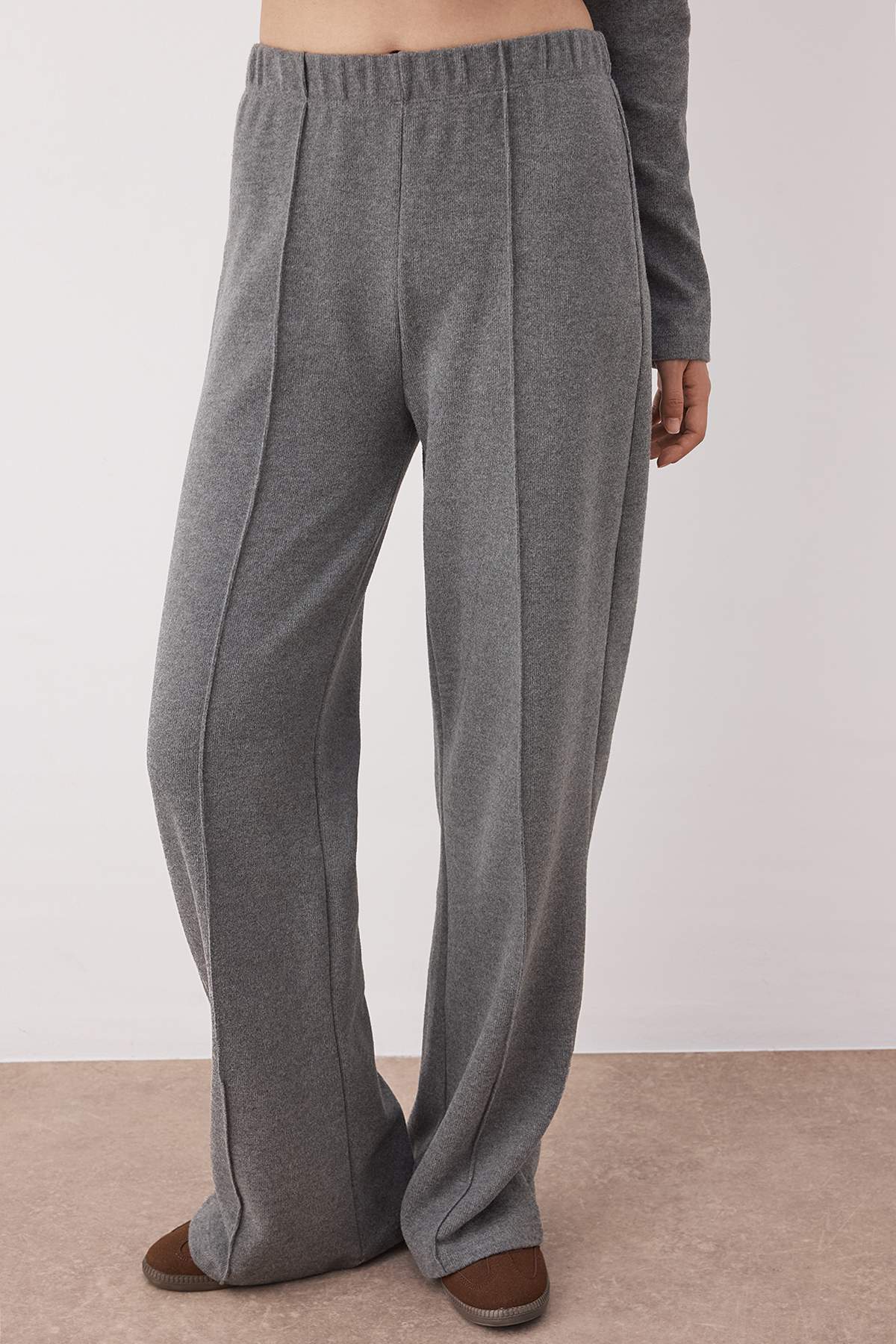 Trendyolmilla  Antrasit 3'Lü Selanik/Triko Görünümlü Düğmeli Esnek Örme Alt - Üst Takım TWOAW26AU00052 - Görsel 5