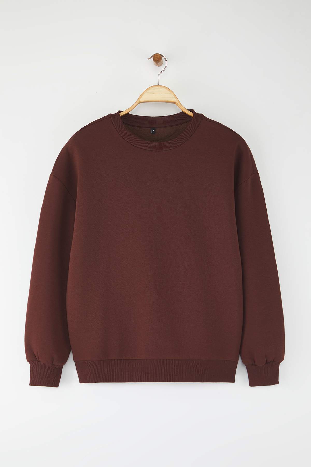 Trendyolmilla  Koyu Kahverengi Oversize/Rahat Kesim Bisiklet Yaka Kalın/İçi polarlı Örme Sweatshirt TWOAW24SW00102 - Görsel 5