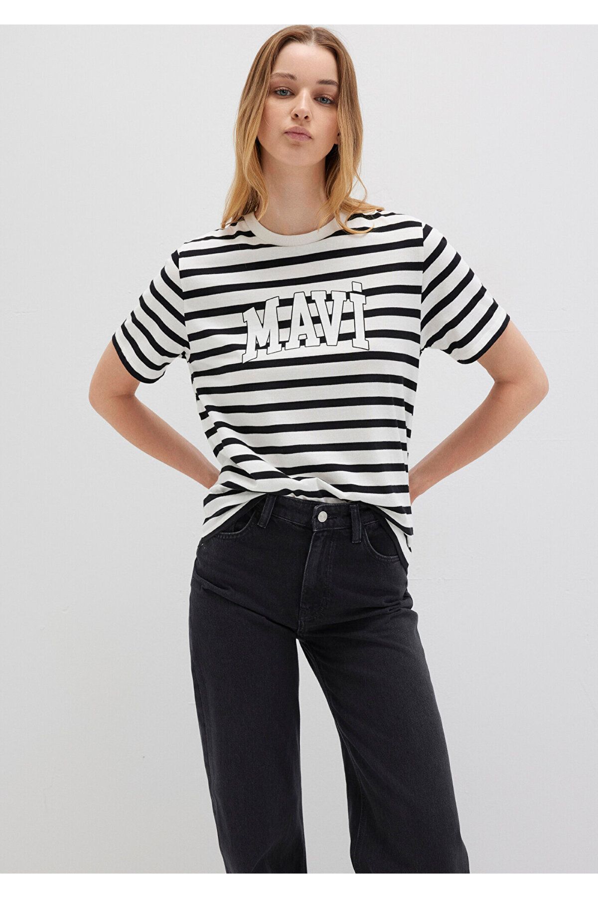 Mavi-Schwarz gestreiftes T-Shirt mit Logodruck, normale Passform / normaler Schnitt 1611360-84041 2